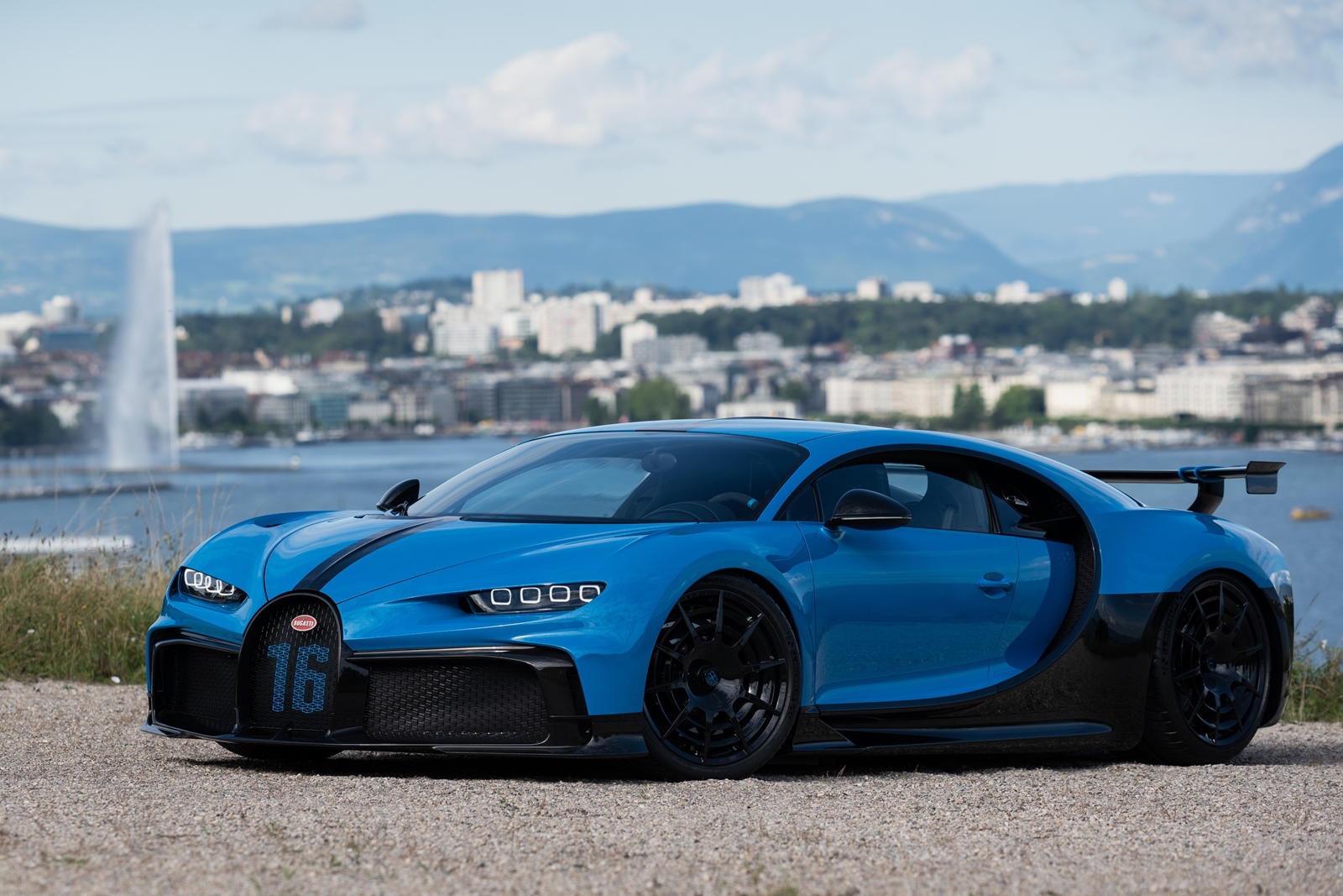 Bugatti Chiron Pur Sport sap san xuat anh 1