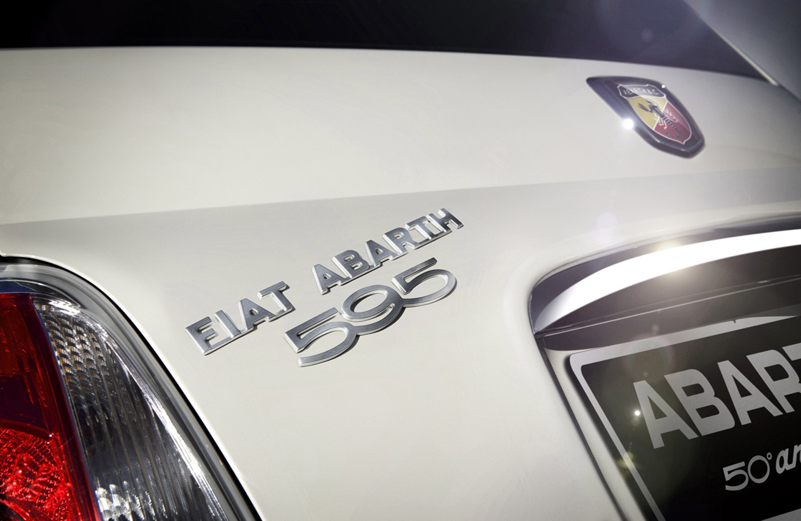 các phiên bản kỷ niệm nổi danh trong giới xe hơi ảnh 38 cac phien ban ky niem noi danh trong gioi xe hoi anh 38