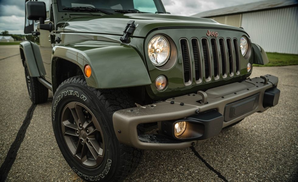 các phiên bản kỷ niệm nổi danh trong giới xe hơi ảnh 27 cac phien ban ky niem noi danh trong gioi xe hoi anh 27