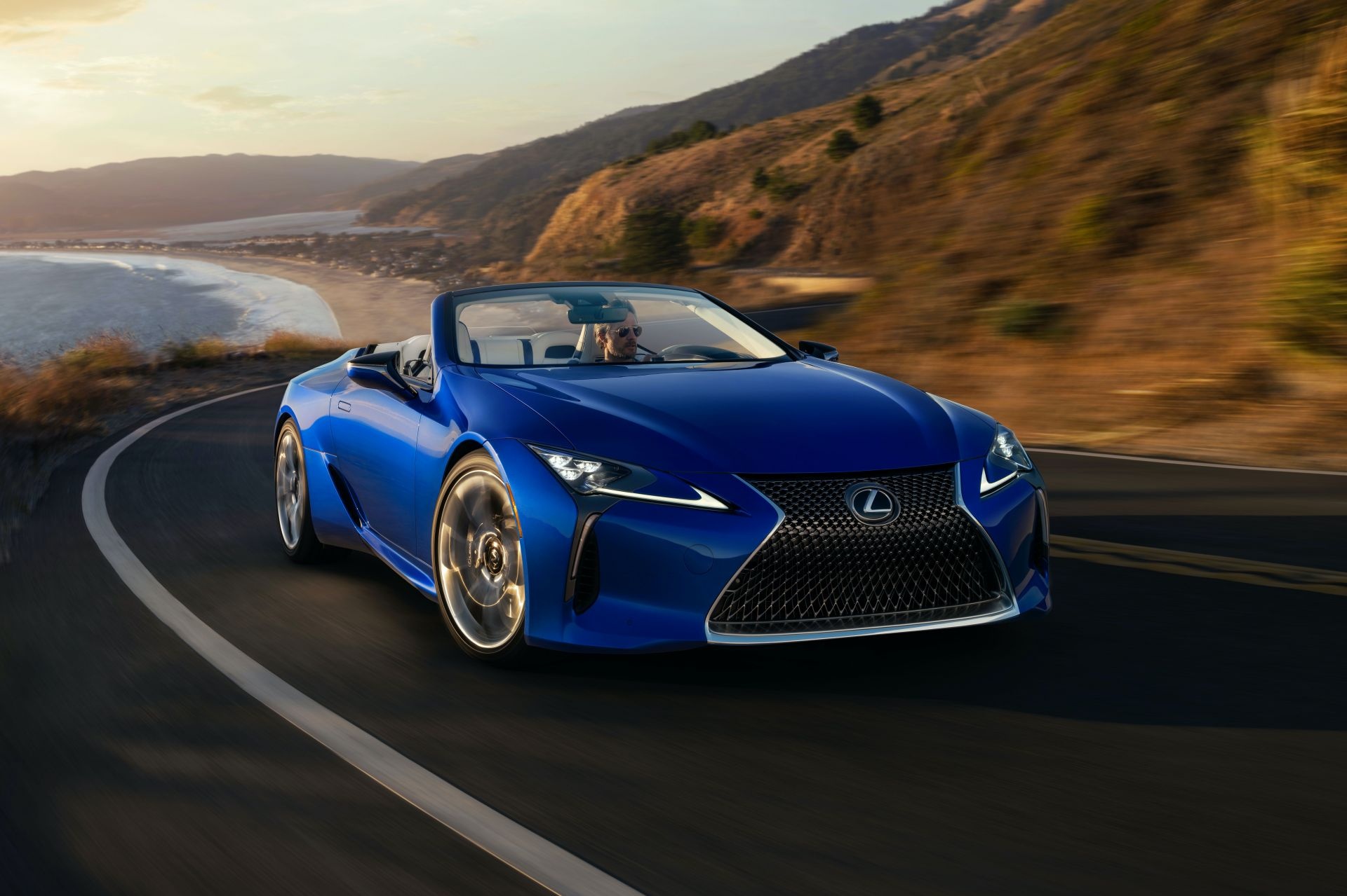 Lexus LC 500 Convertible 2021 sắp bán ra thị trường ảnh 3 Lexus LC 500 Convertible 2021 sap ban ra thi truong anh 3