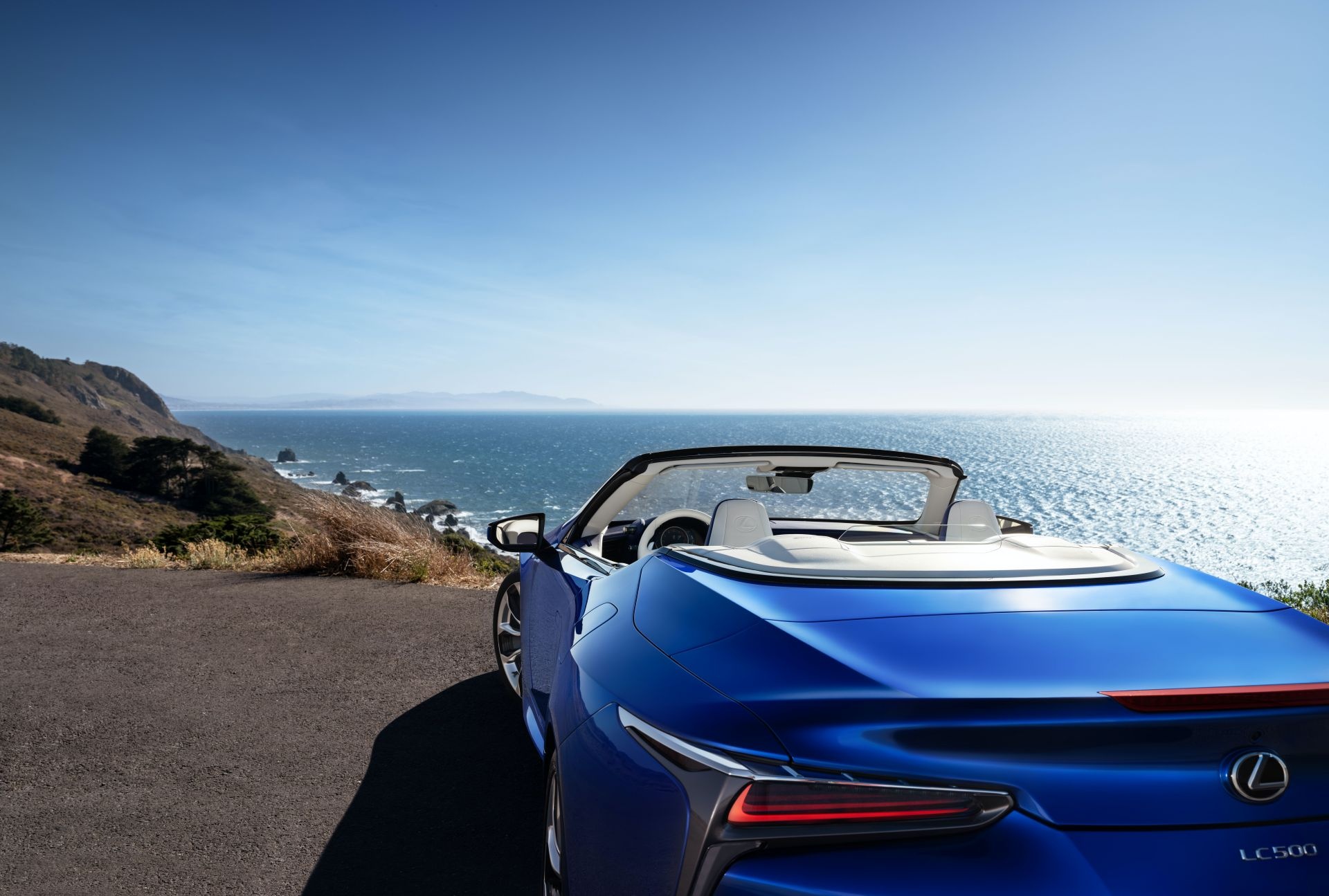 Lexus LC 500 Convertible 2021 sắp bán ra thị trường ảnh 7 Lexus LC 500 Convertible 2021 sap ban ra thi truong anh 7