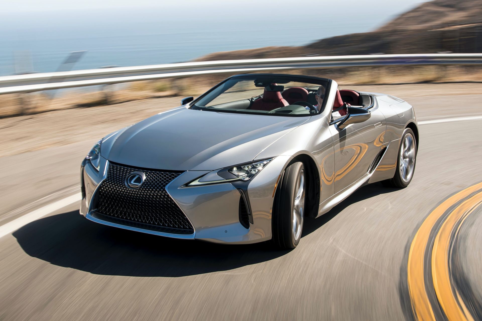 Lexus LC 500 Convertible 2021 sắp bán ra thị trường ảnh 2 Lexus LC 500 Convertible 2021 sap ban ra thi truong anh 2