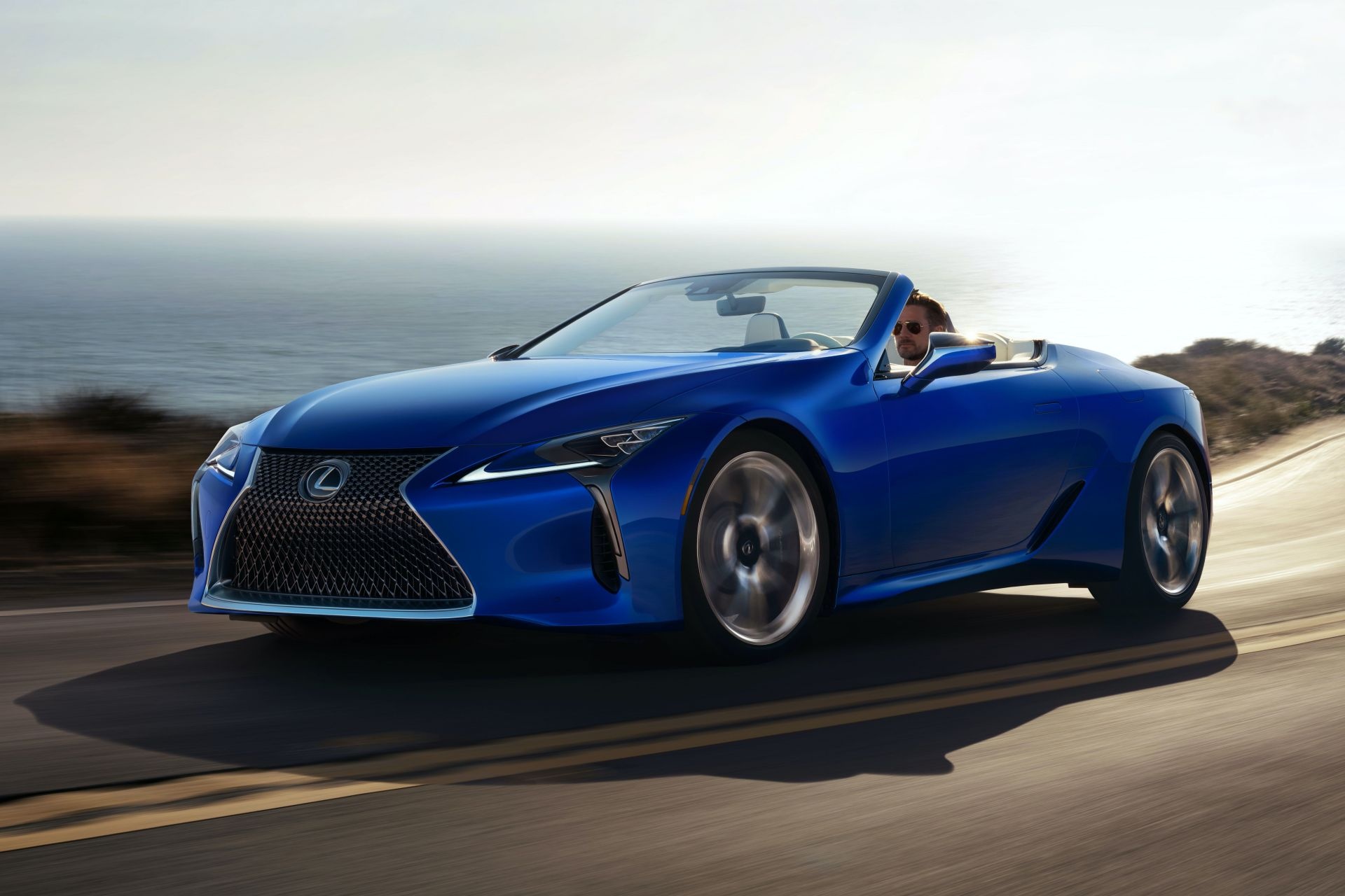 Lexus LC 500 Convertible 2021 sắp bán ra thị trường ảnh 4 Lexus LC 500 Convertible 2021 sap ban ra thi truong anh 4