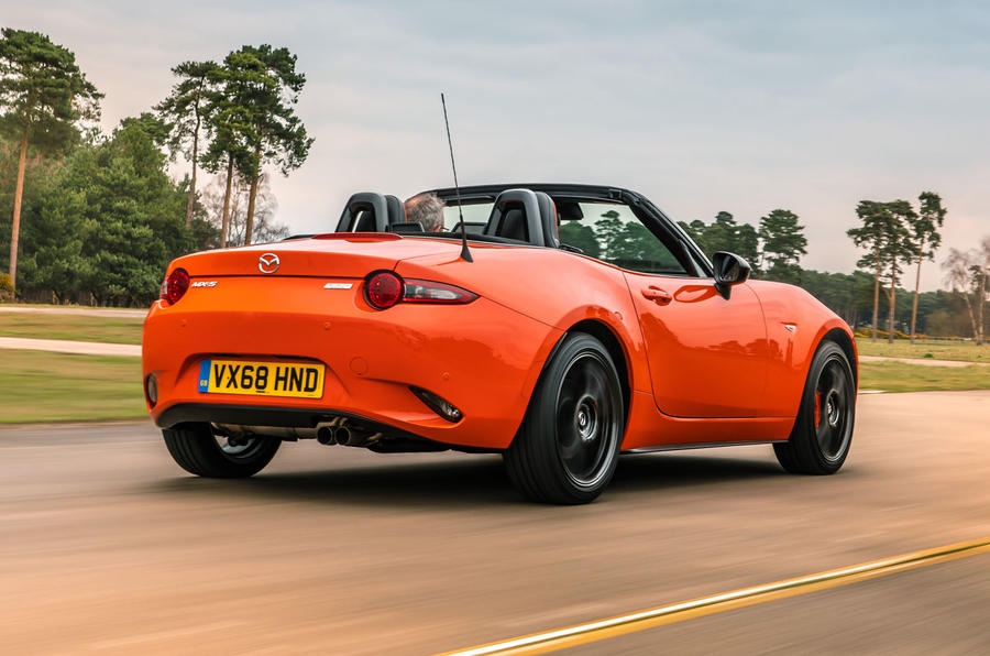 các phiên bản kỷ niệm nổi danh trong giới xe hơi ảnh 78 cac phien ban ky niem noi danh trong gioi xe hoi anh 78