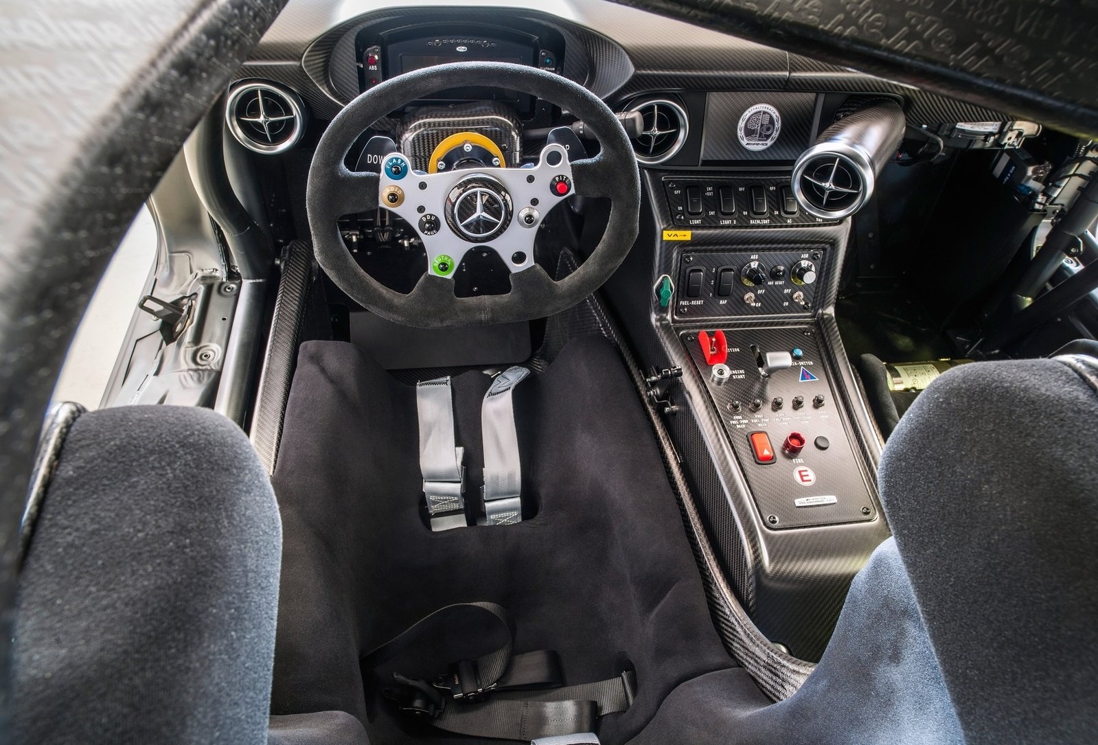 các phiên bản kỷ niệm nổi danh trong giới xe hơi ảnh 13 cac phien ban ky niem noi danh trong gioi xe hoi anh 13