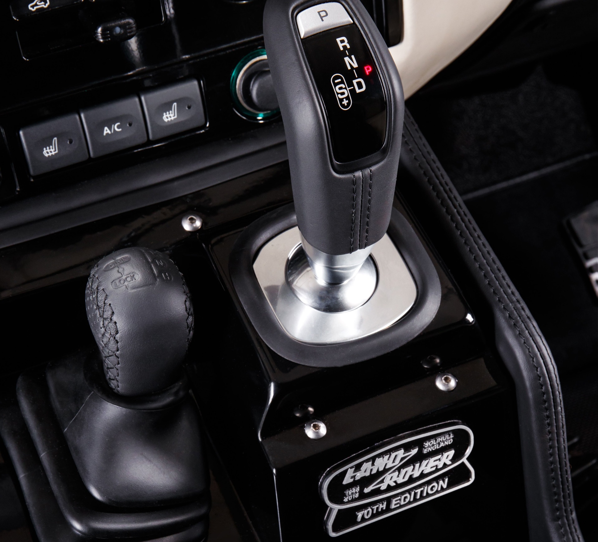 các phiên bản kỷ niệm nổi danh trong giới xe hơi ảnh 86 cac phien ban ky niem noi danh trong gioi xe hoi anh 86