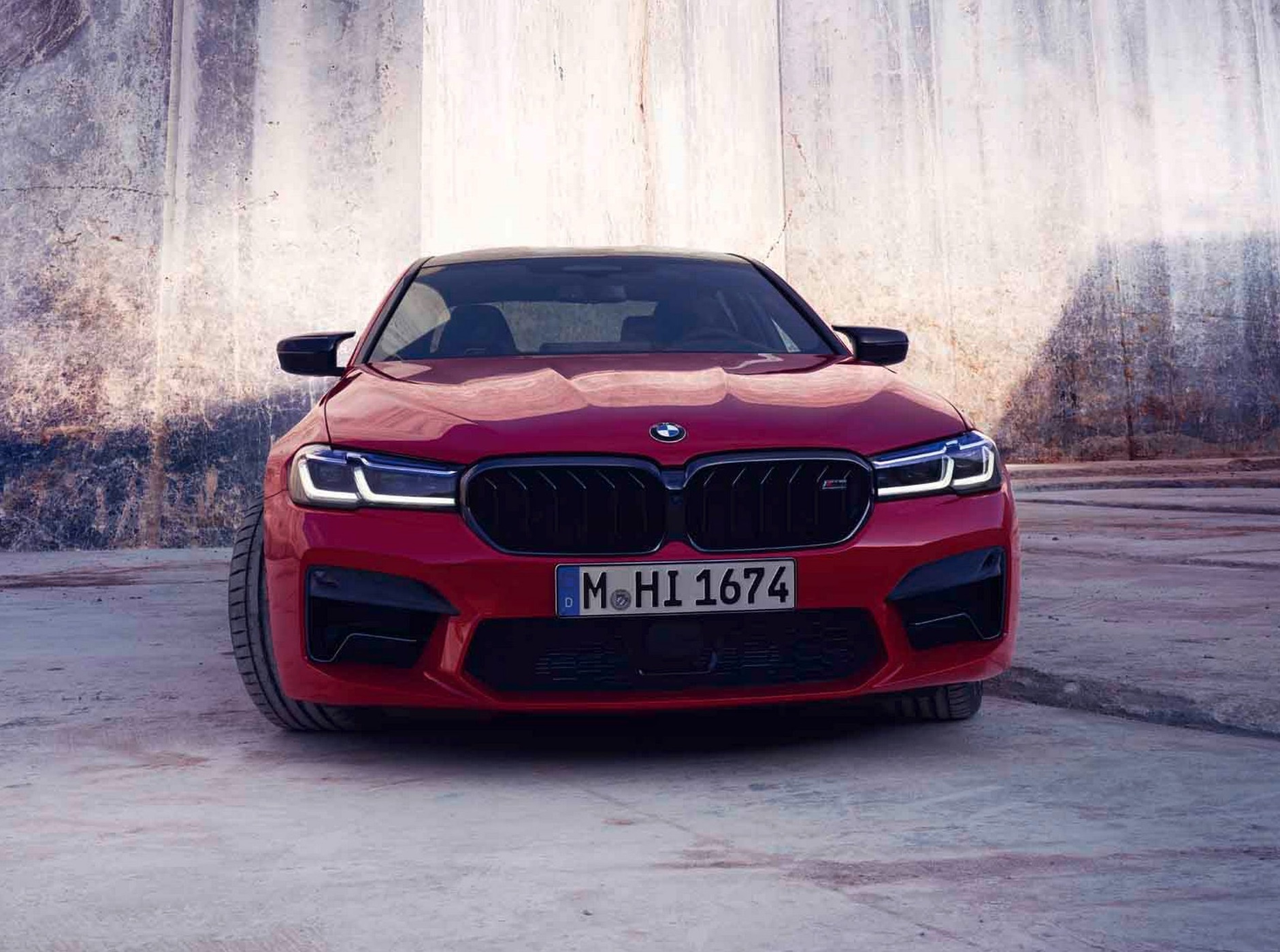 Беха ф90. BMW m5 f90. БМВ м5 2021. BMW m5 LCI. BMW m5 2021.