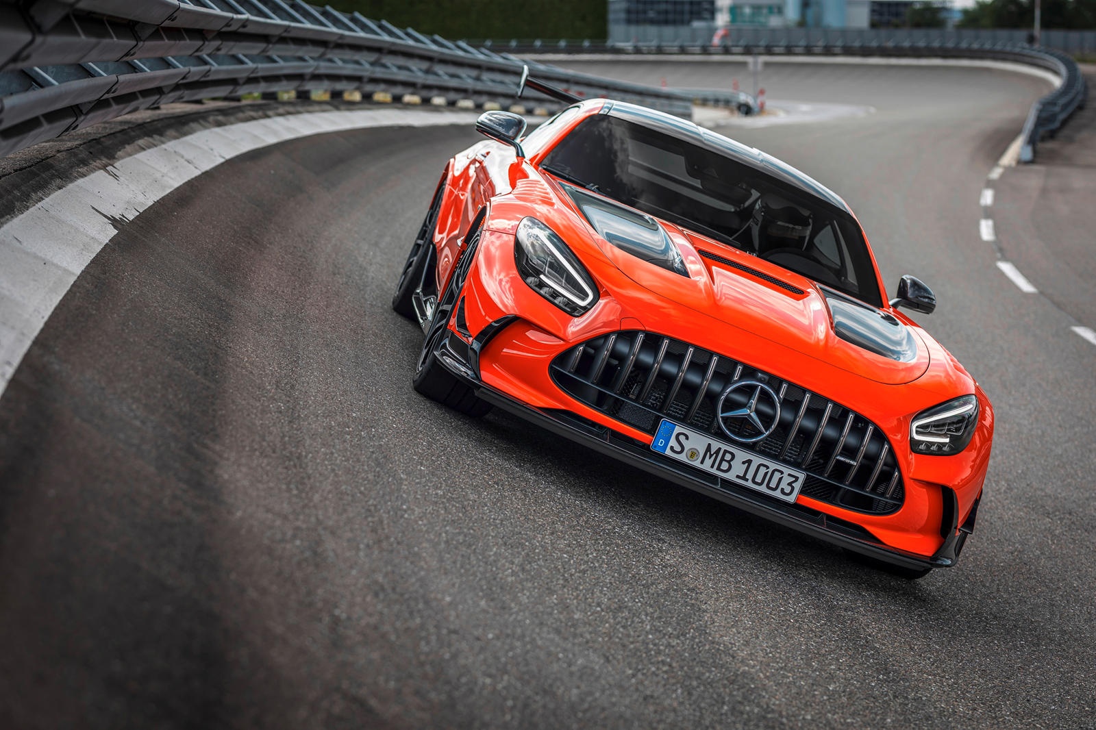 giá bán Mercedes-AMG GT Black Series ảnh 8 gia ban Mercedes-AMG GT Black Series anh 8