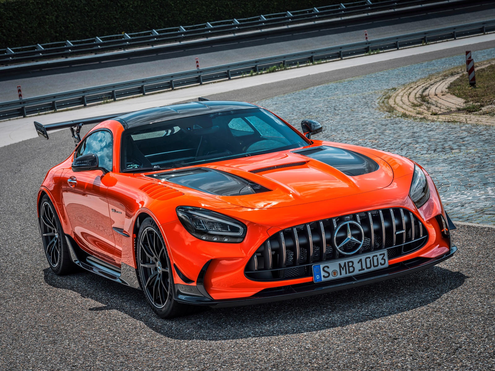 giá bán Mercedes-AMG GT Black Series ảnh 4 gia ban Mercedes-AMG GT Black Series anh 4