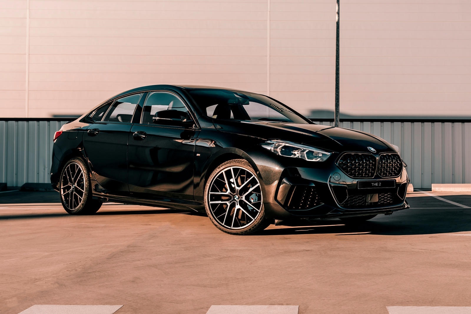 các phiên bản bóng đêm nổi danh năm 2020 ảnh 5 cac phien ban bong dem noi danh nam 2020 anh 5