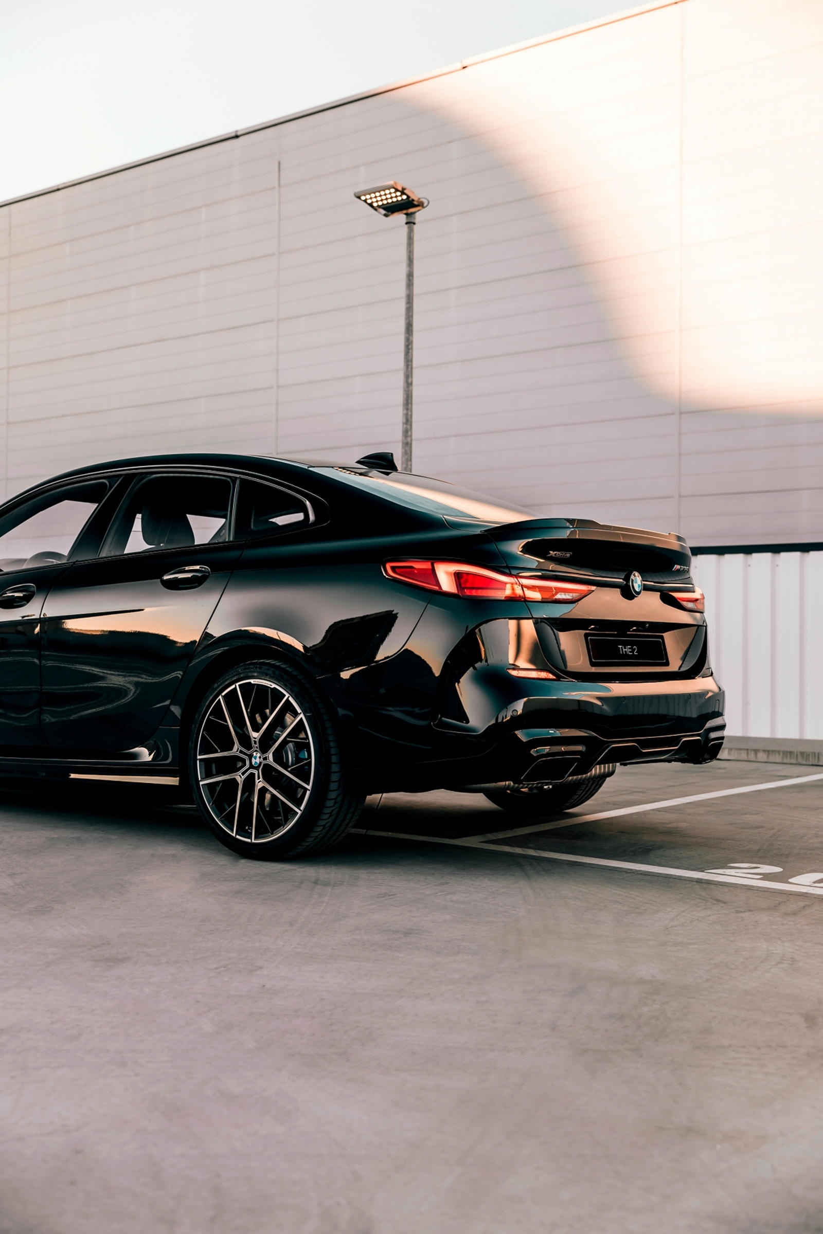 các phiên bản bóng đêm nổi danh năm 2020 ảnh 24 cac phien ban bong dem noi danh nam 2020 anh 24