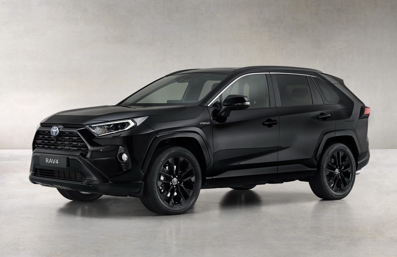Toyota RAV4 co ban dac biet den tu ngoai vao trong hinh anh