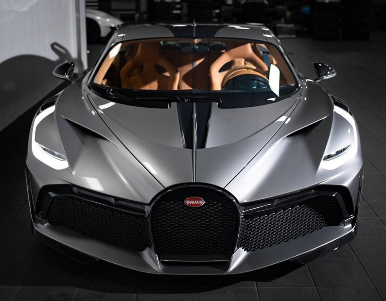 siêu xe Bugatti Divo đầu tiên tới Mỹ ảnh 1 sieu xe Bugatti Divo dau tien toi My anh 1