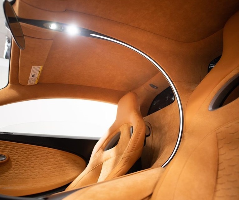 siêu xe Bugatti Divo đầu tiên tới Mỹ ảnh 5 sieu xe Bugatti Divo dau tien toi My anh 5
