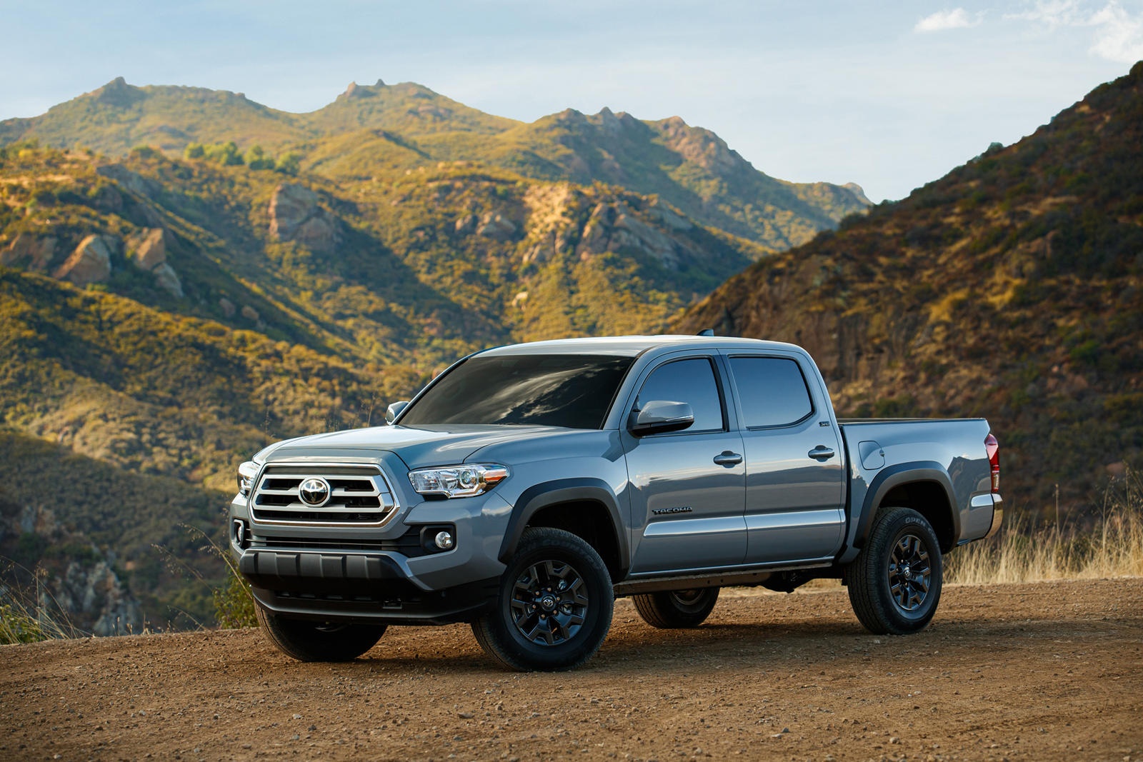 Toyota công bố giá bán Tacoma 2021 ảnh 5 Toyota cong bo gia ban Tacoma 2021 anh 5