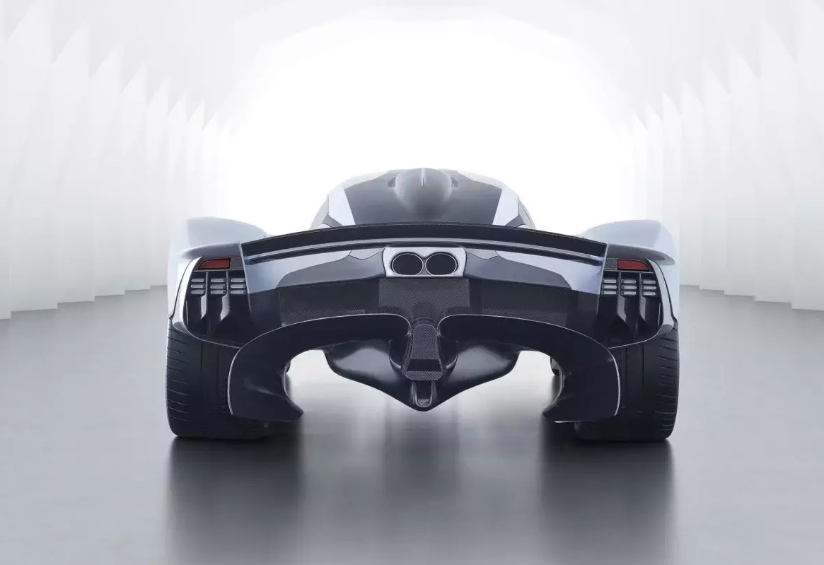 siêu xe Aston Martin Valkyrie gặp khó ảnh 7 sieu xe Aston Martin Valkyrie gap kho anh 7