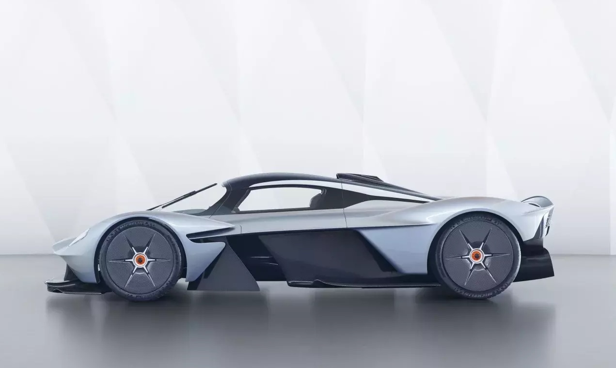 siêu xe Aston Martin Valkyrie gặp khó ảnh 11 sieu xe Aston Martin Valkyrie gap kho anh 11