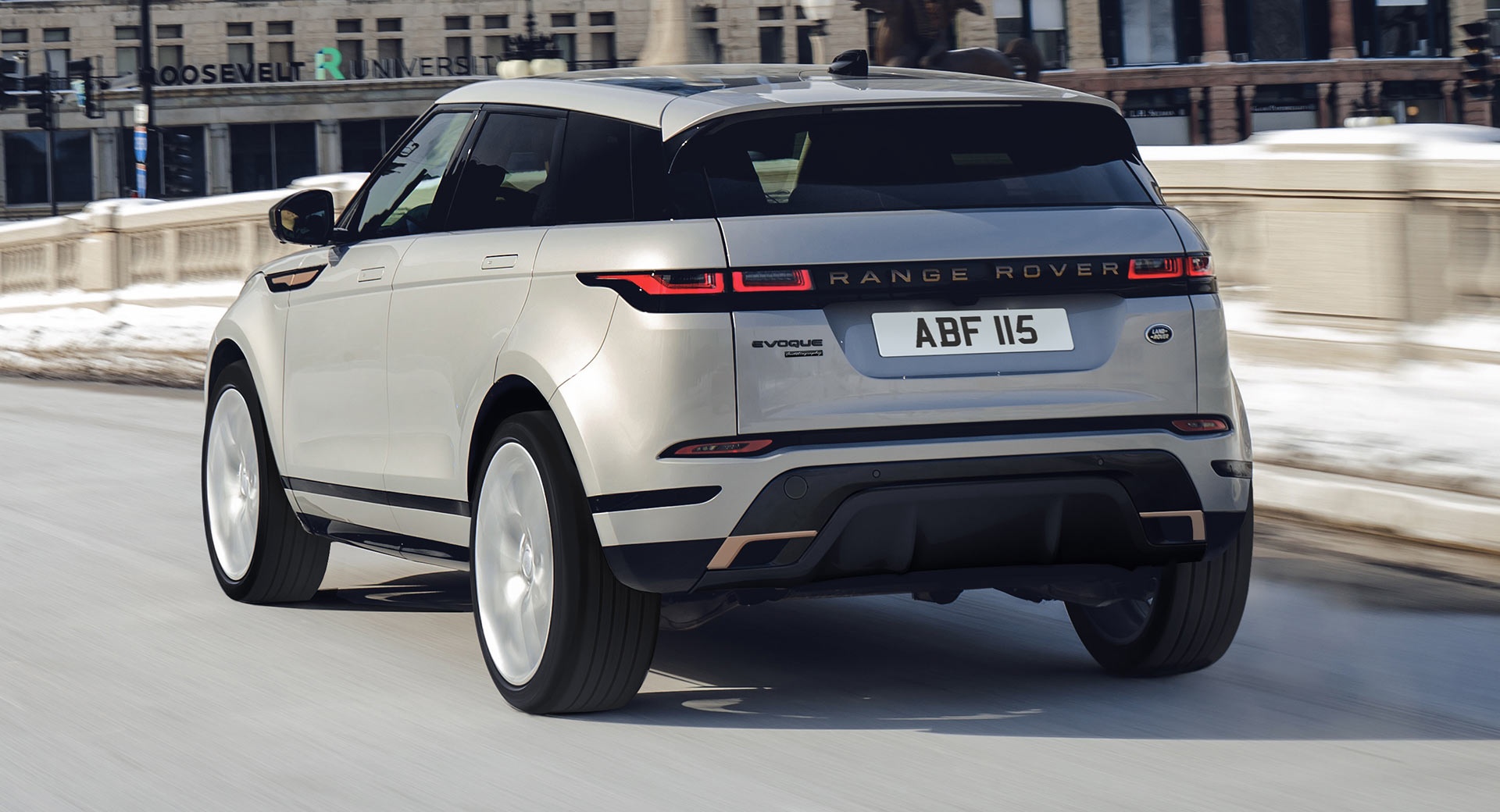 Range Rover Evoque 2021 nang cap dong co anh 3