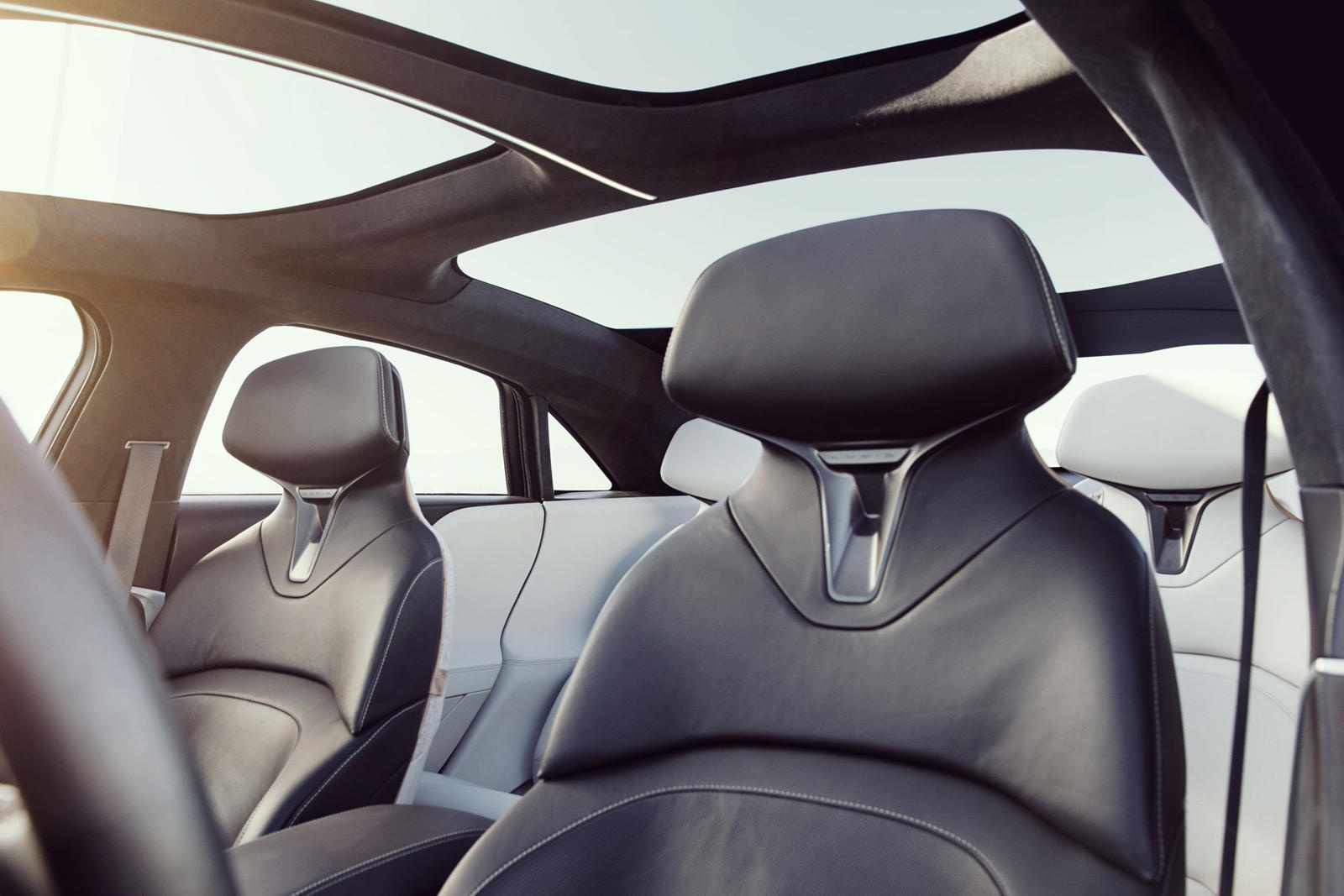 xuat hien doi thu canh tranh voi Tesla Model S anh 7