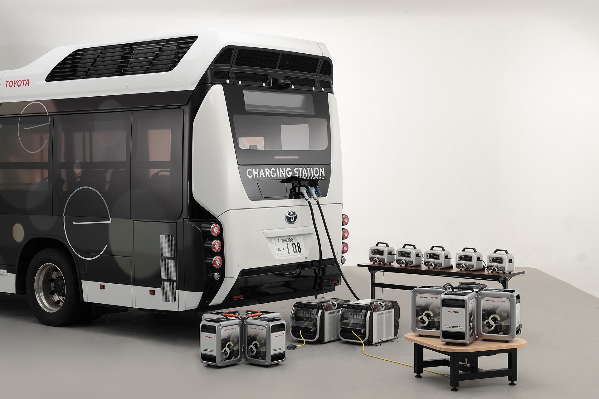 Toyota va Honda phat trien xe buyt phat dien anh 4