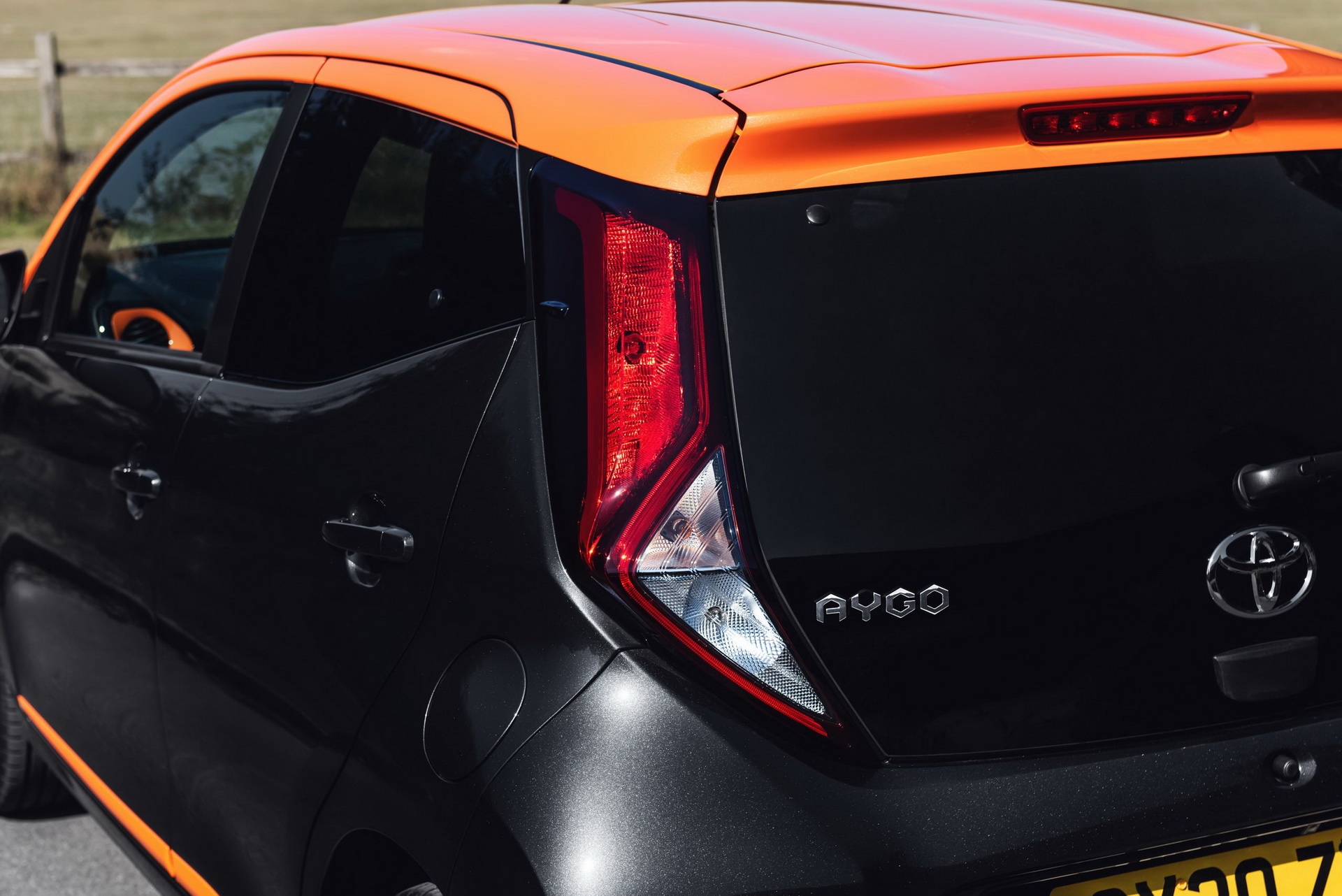 Toyota Aygo JBL Edition danh cho tin do am nhac anh 19