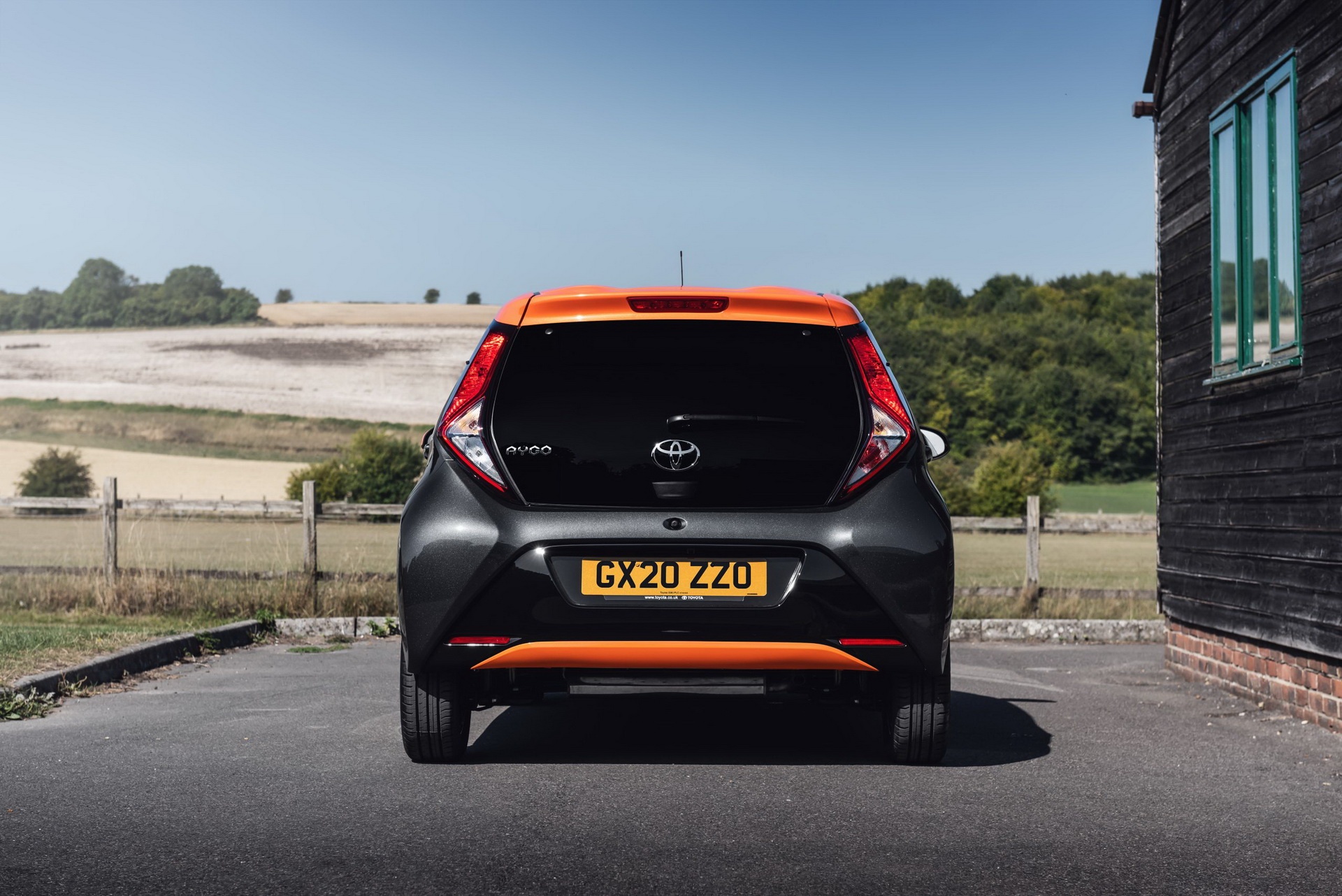 Toyota Aygo JBL Edition danh cho tin do am nhac anh 6