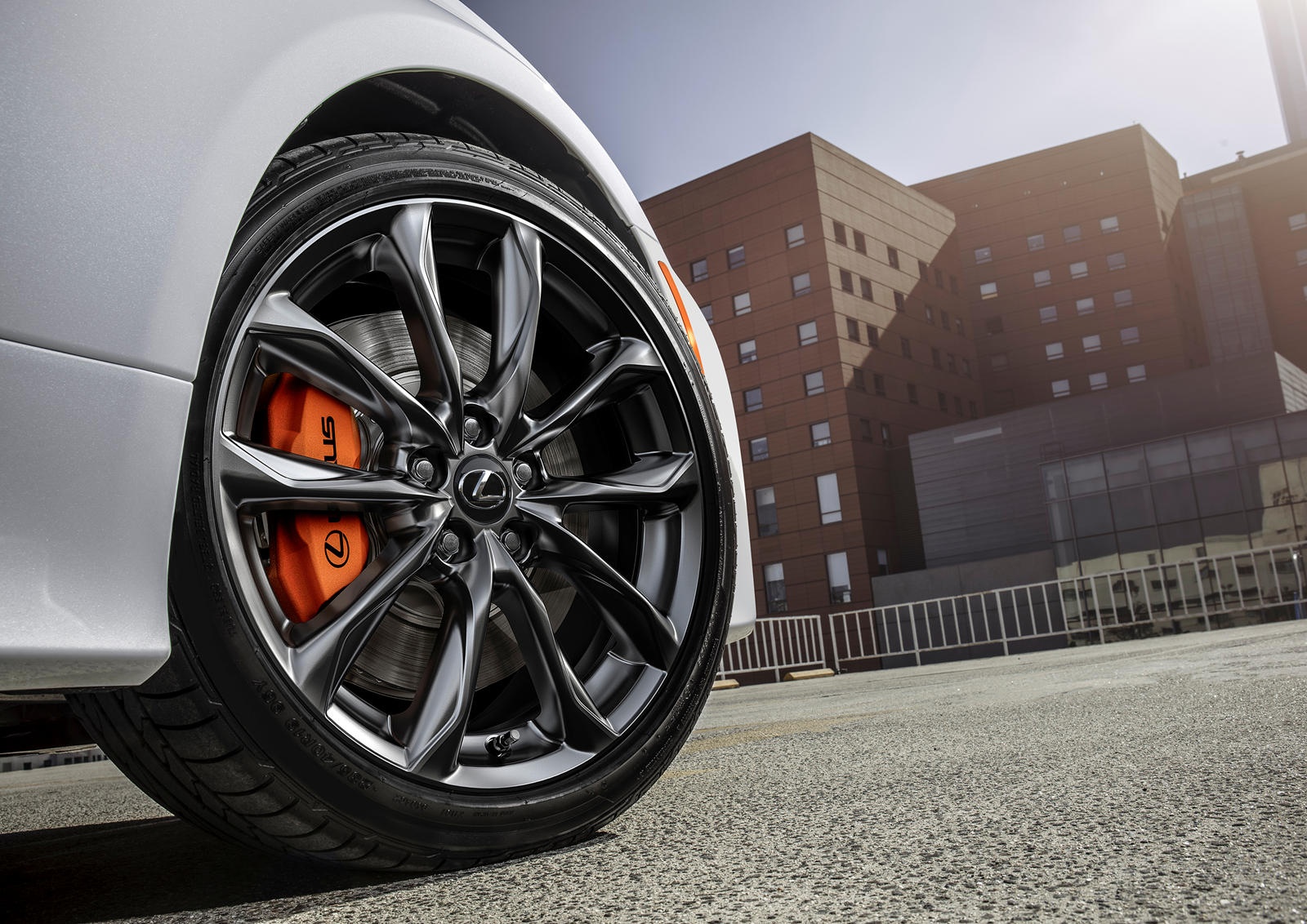 Lexus RC 2021 thêm bản ngoại thất tối màu ảnh 3 Lexus RC 2021 them ban ngoai that toi mau anh 3