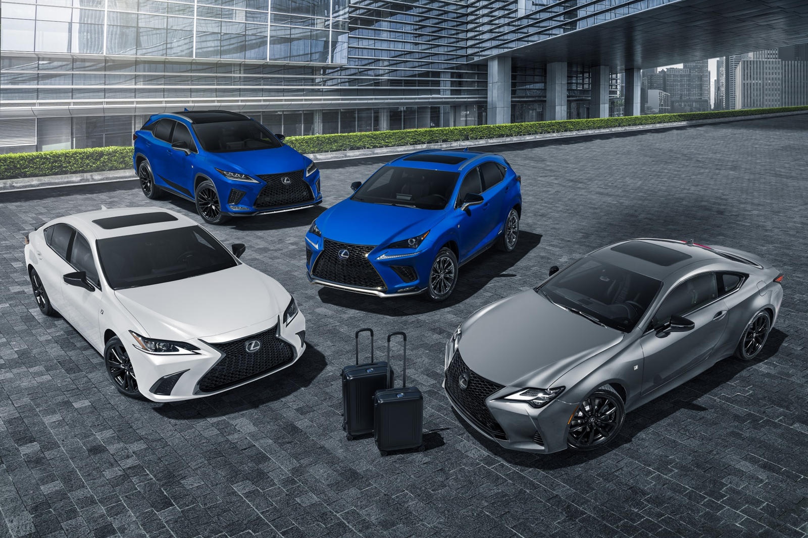 Lexus RC 2021 them ban ngoai that toi mau anh 7