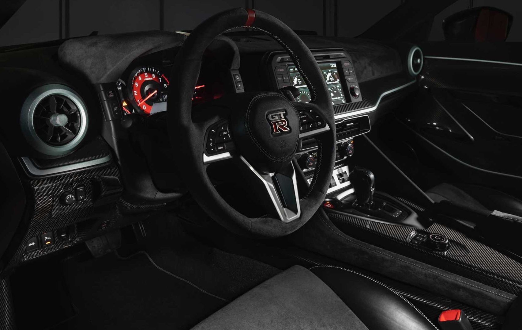 Nissan GT-R R35 Final Edition sản xuất 20 chiếc ảnh 3 Nissan GT-R R35 Final Edition san xuat 20 chiec anh 3