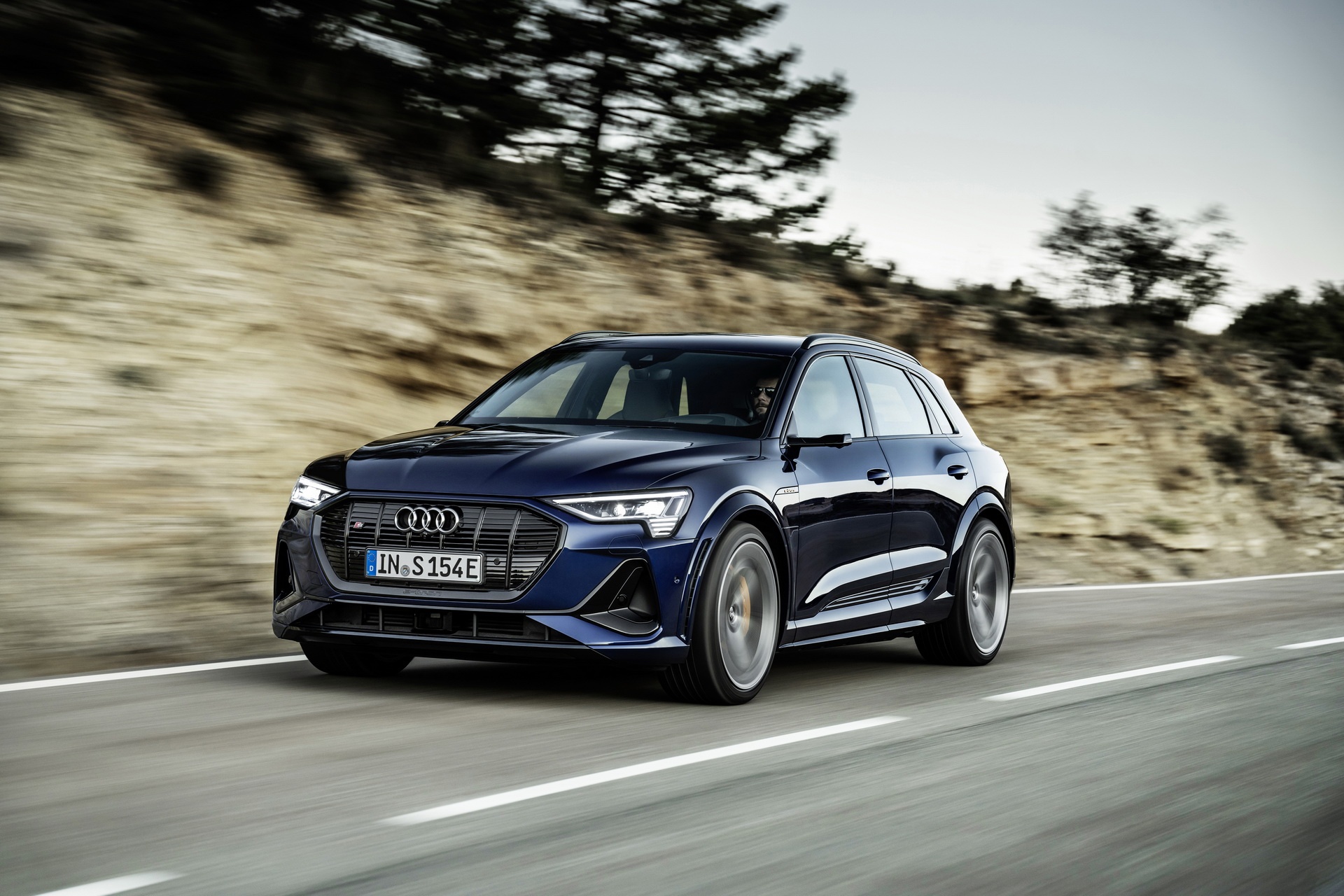 Audi E-Tron S 2021 bán ra thị trường ảnh 9 Audi E-Tron S 2021 ban ra thi truong anh 9