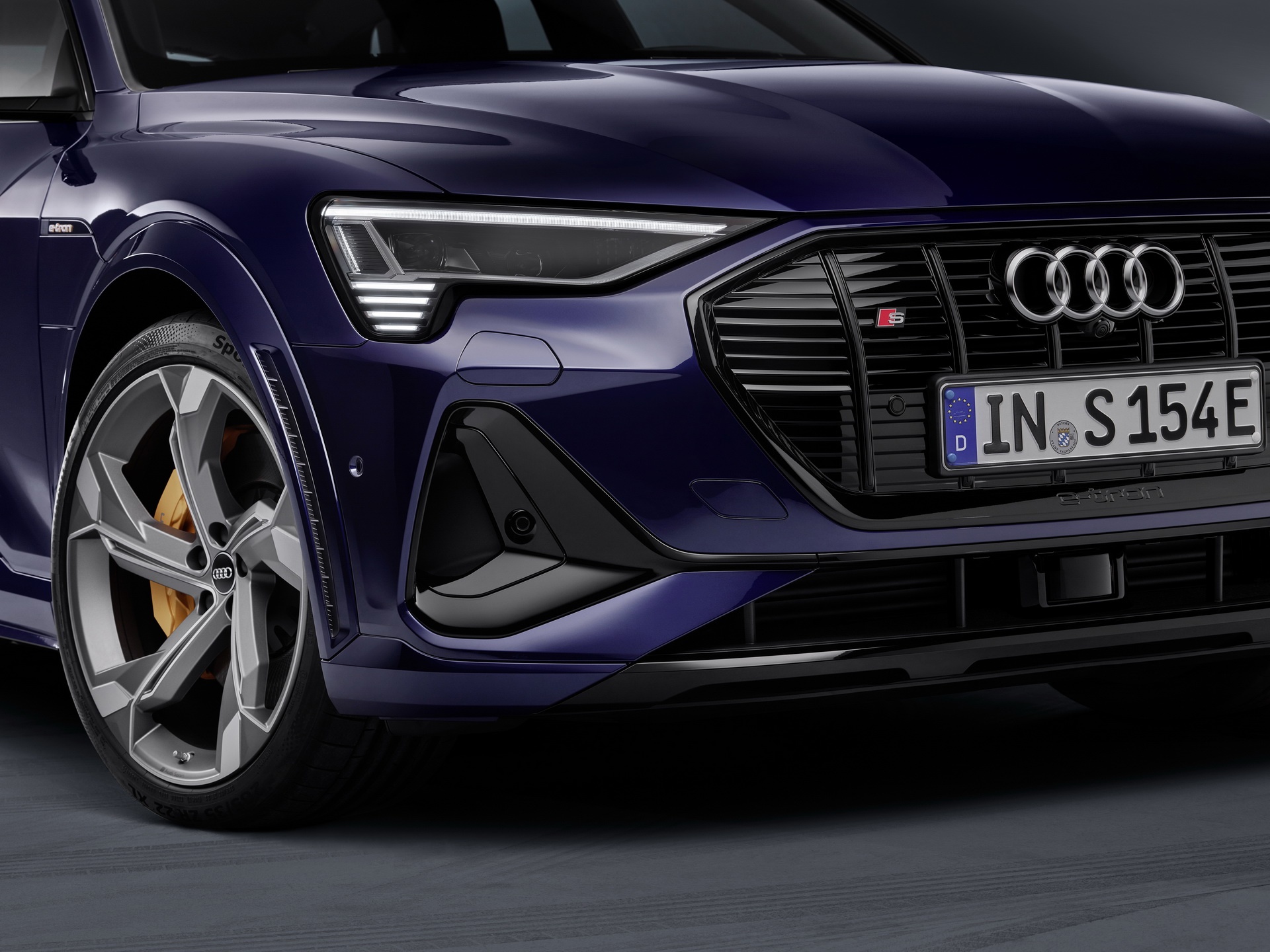 Audi E-Tron S 2021 bán ra thị trường ảnh 15 Audi E-Tron S 2021 ban ra thi truong anh 15