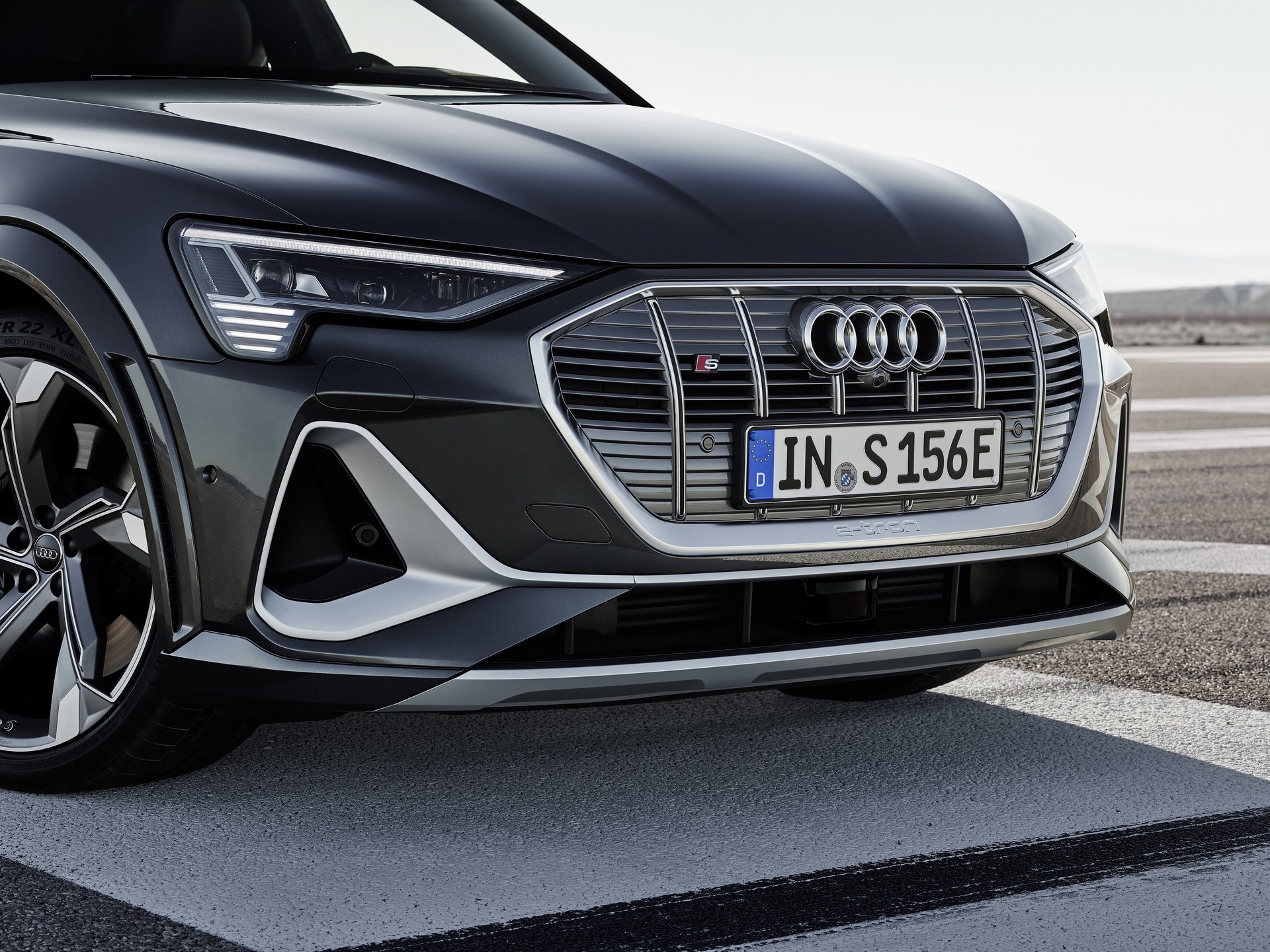 Audi E-Tron S 2021 bán ra thị trường ảnh 16 Audi E-Tron S 2021 ban ra thi truong anh 16