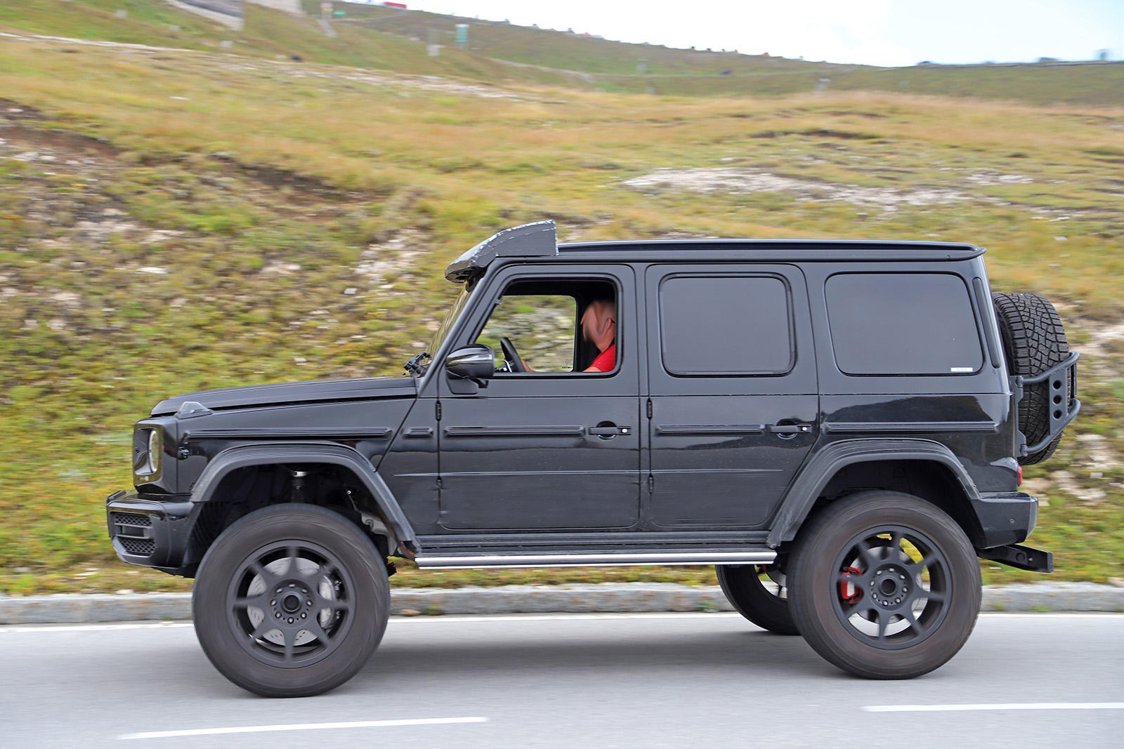 sap co ban Mercedes G-Class cuc manh anh 3