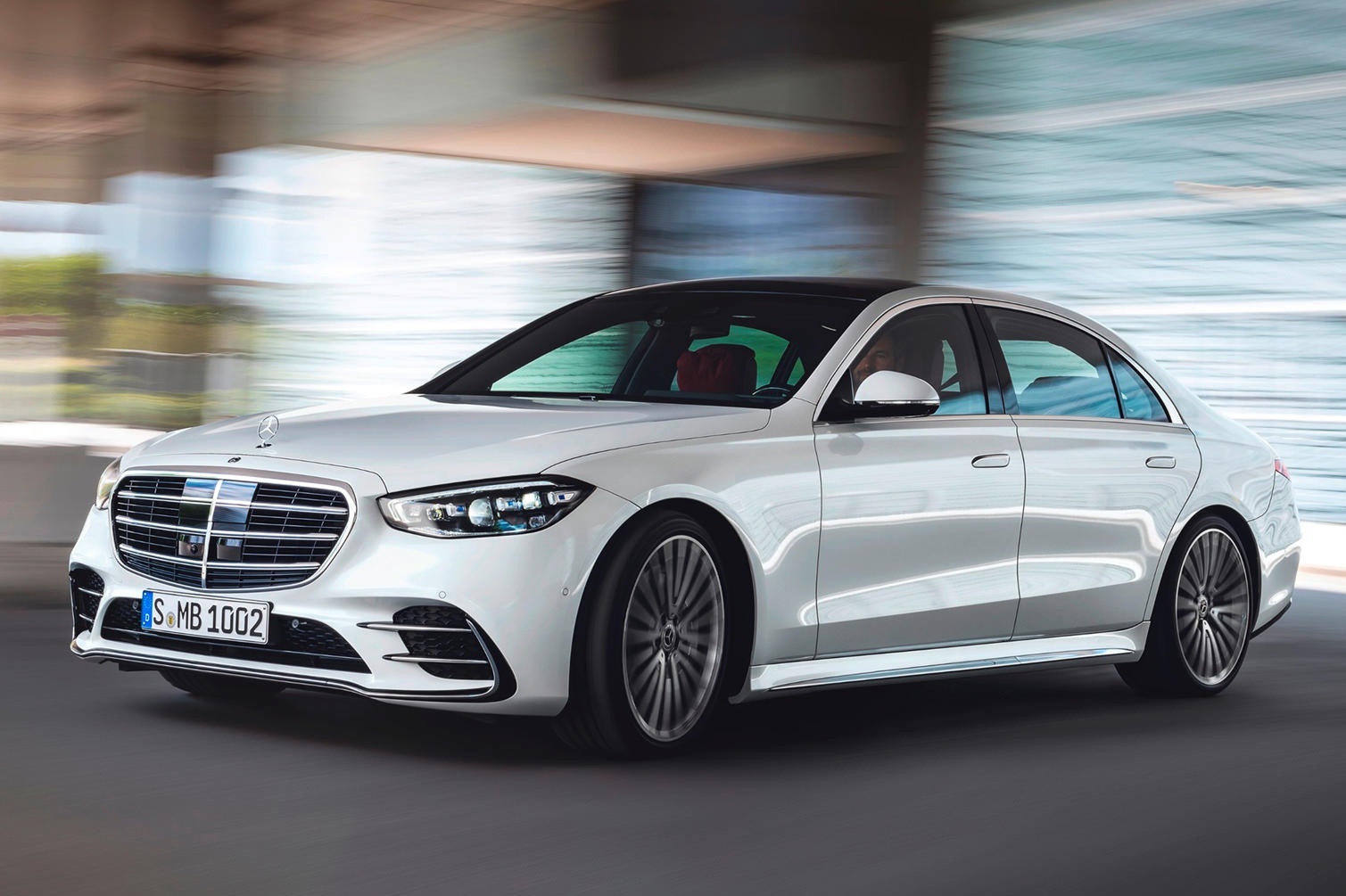 Mercedes-Benz bat dau nhan dat hang S-Class 2021 hinh anh