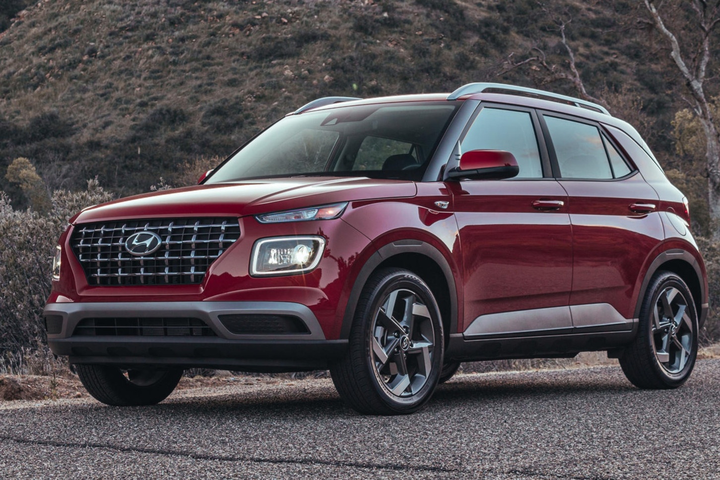 Hyundai Venue 2021 khong con hop so san hinh anh