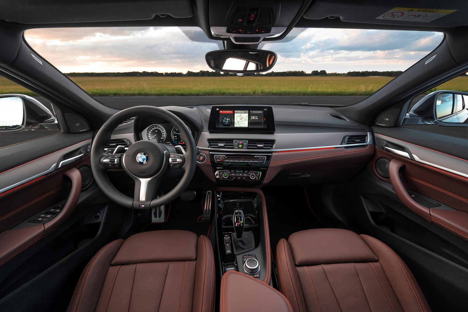 BMW ra phiên bản đặc biệt của X2  ảnh 11 BMW ra phien ban dac biet cua X2 anh 11