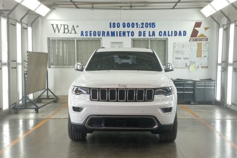 Jeep Grand Cherokee 2020 chong dan co gia tu 86.118 USD hinh anh