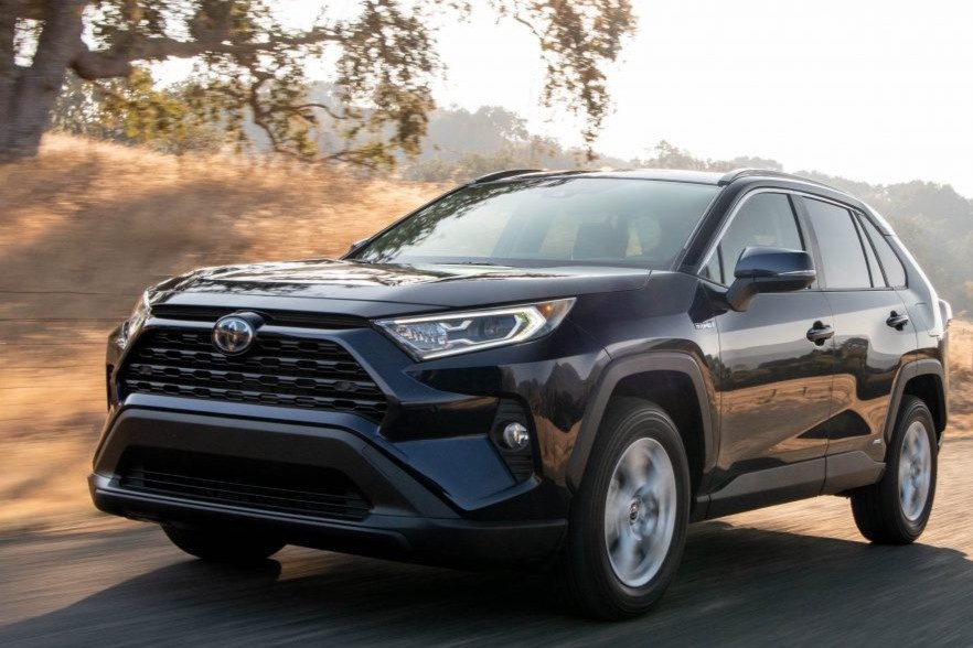 Toyota RAV4 2021 co them phien ban moi, gia tu 26.050 USD hinh anh