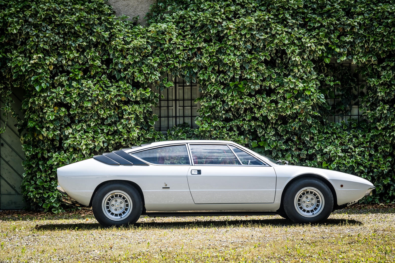 Lamborghini Urraco có tuổi đời 50 năm ảnh 10 Lamborghini Urraco co tuoi doi 50 nam anh 10