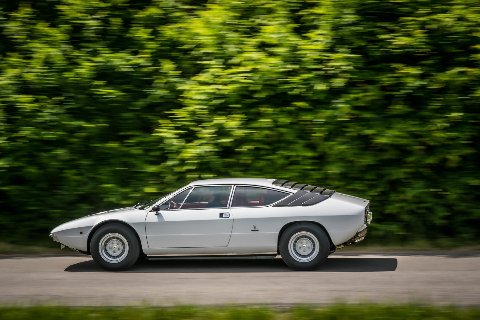 Lamborghini Urraco có tuổi đời 50 năm ảnh 5 Lamborghini Urraco co tuoi doi 50 nam anh 5