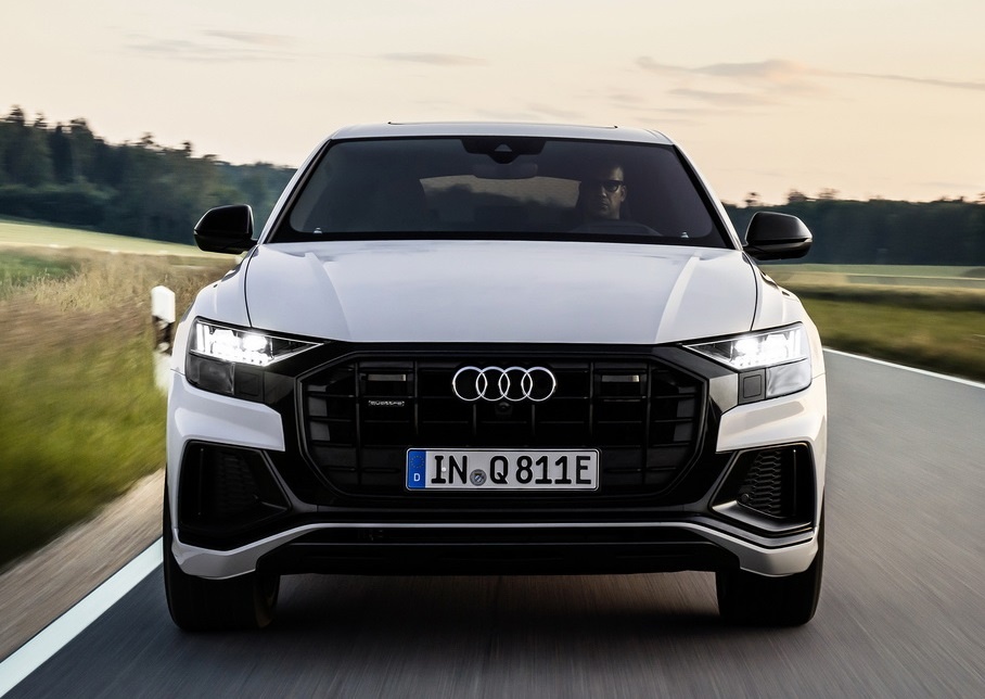 Audi ra mat 2 phien ban Q8 plug-in hybrid moi nhat anh 15