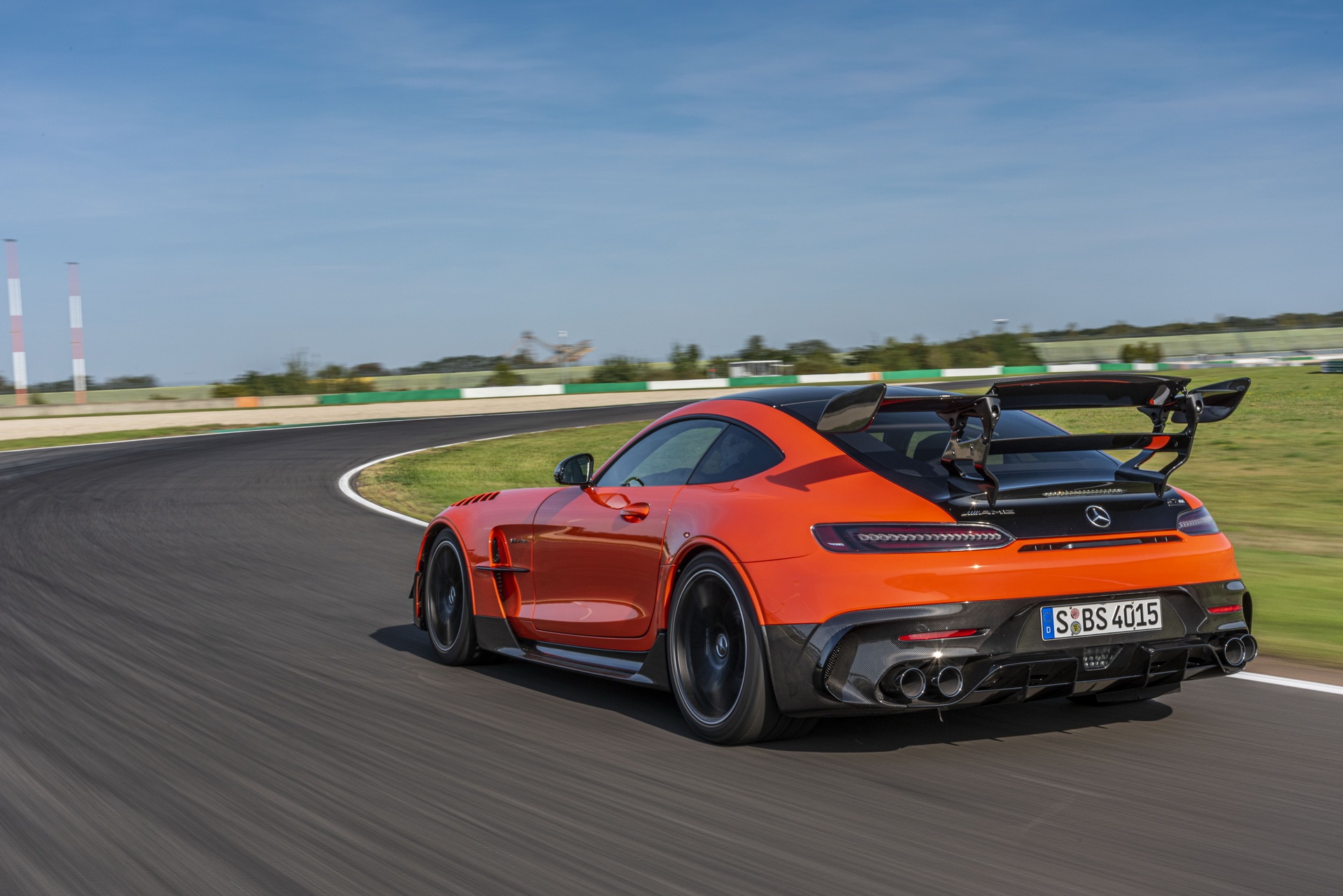 Mercedes-AMG GT Black Series cháy hàng tại Australia ảnh 4 Mercedes-AMG GT Black Series chay hang tai Australia anh 4