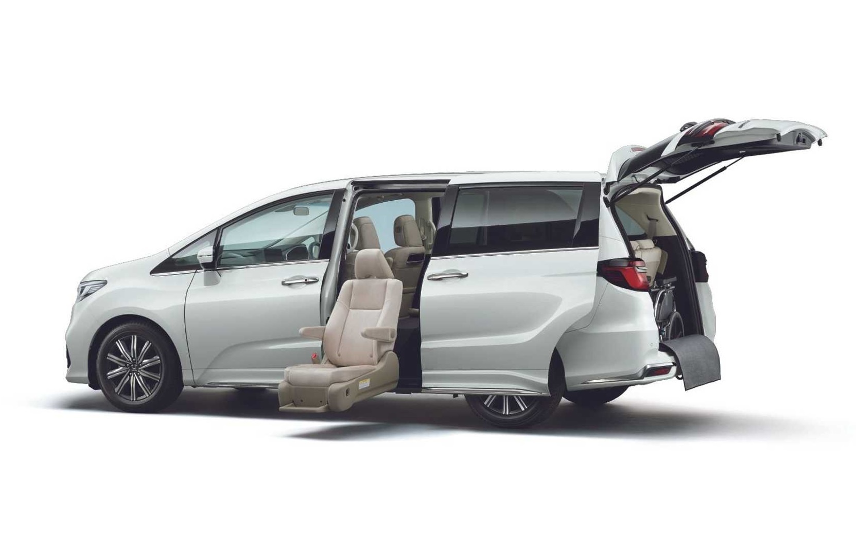 Honda Odyssey 2021 mở bán tại Nhật Bản ảnh 9 Honda Odyssey 2021 mo ban tai Nhat Ban anh 9