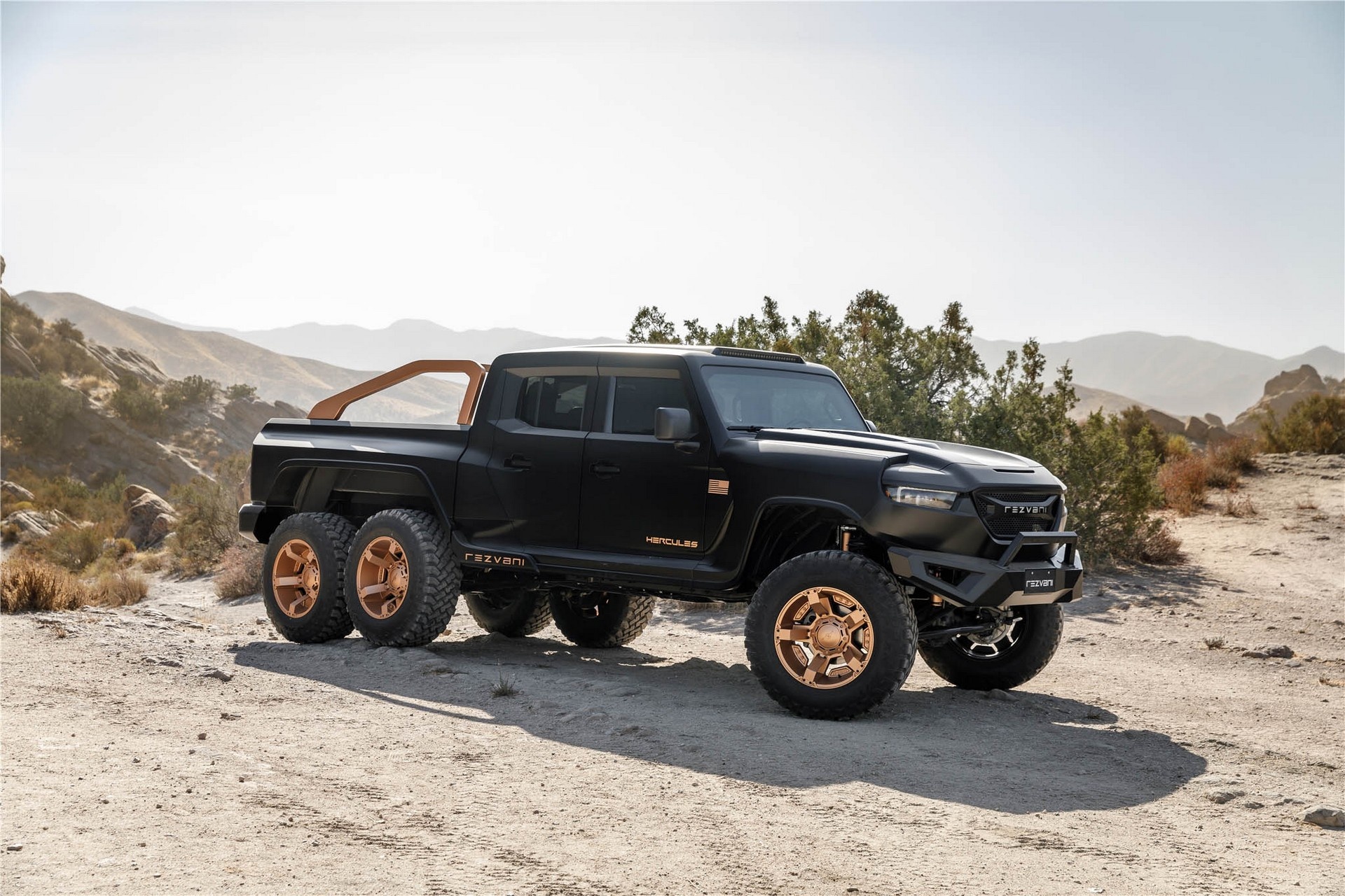 Rezvani Hercules 6×6 có giá bán gần nửa triệu USD ảnh 5 Rezvani Hercules 6×6 co gia ban gan nua trieu USD anh 5