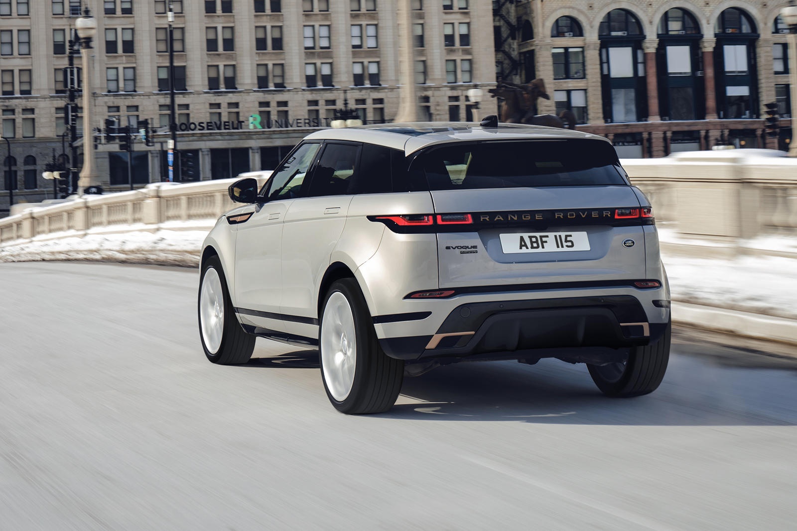 Range Rover Evoque 2021 được nâng cấp những gì ảnh 3 Range Rover Evoque 2021 duoc nang cap nhung gi anh 3
