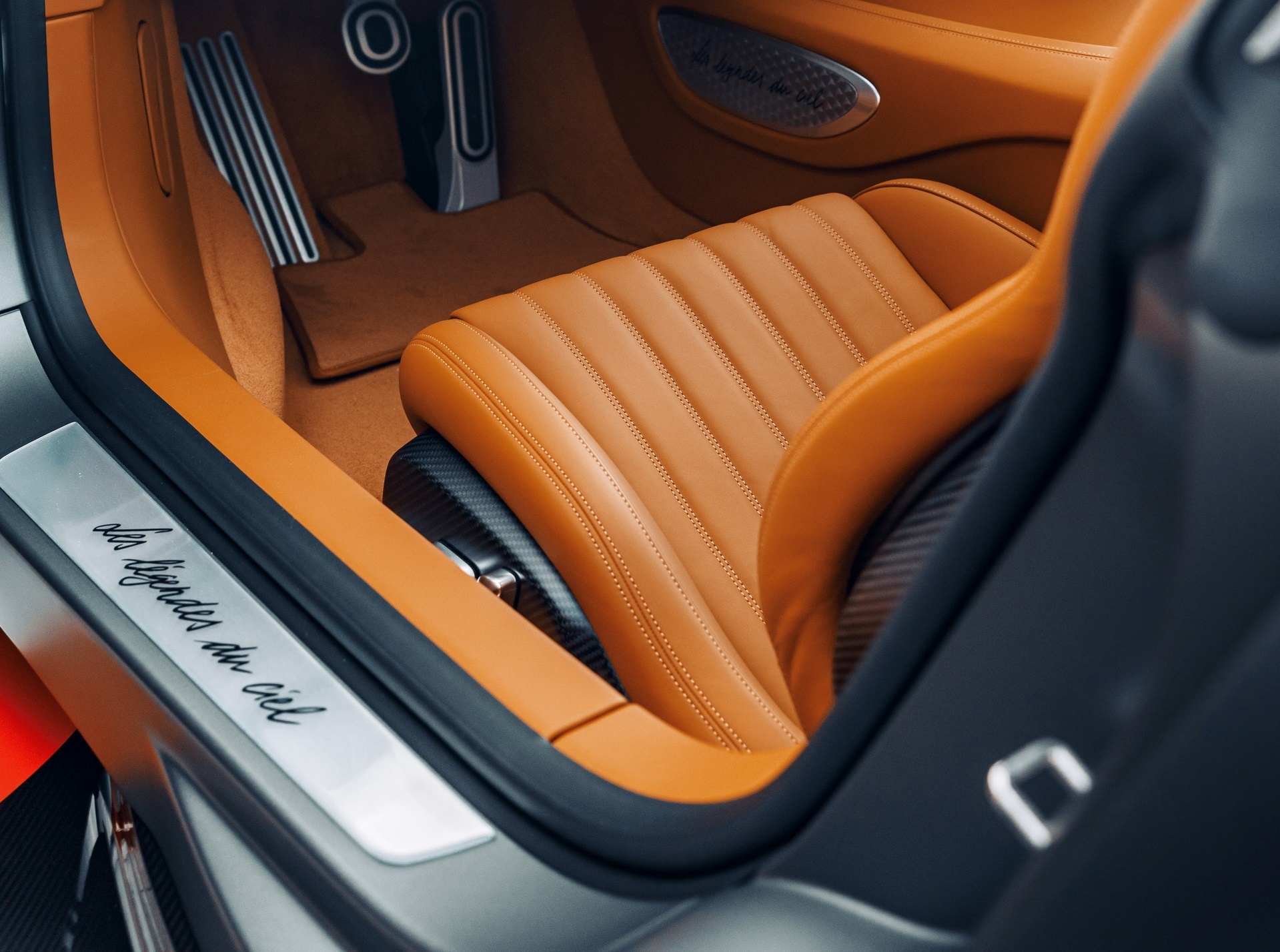 sieu xe moi cua Bugatti chi san xuat 20 chiec anh 19