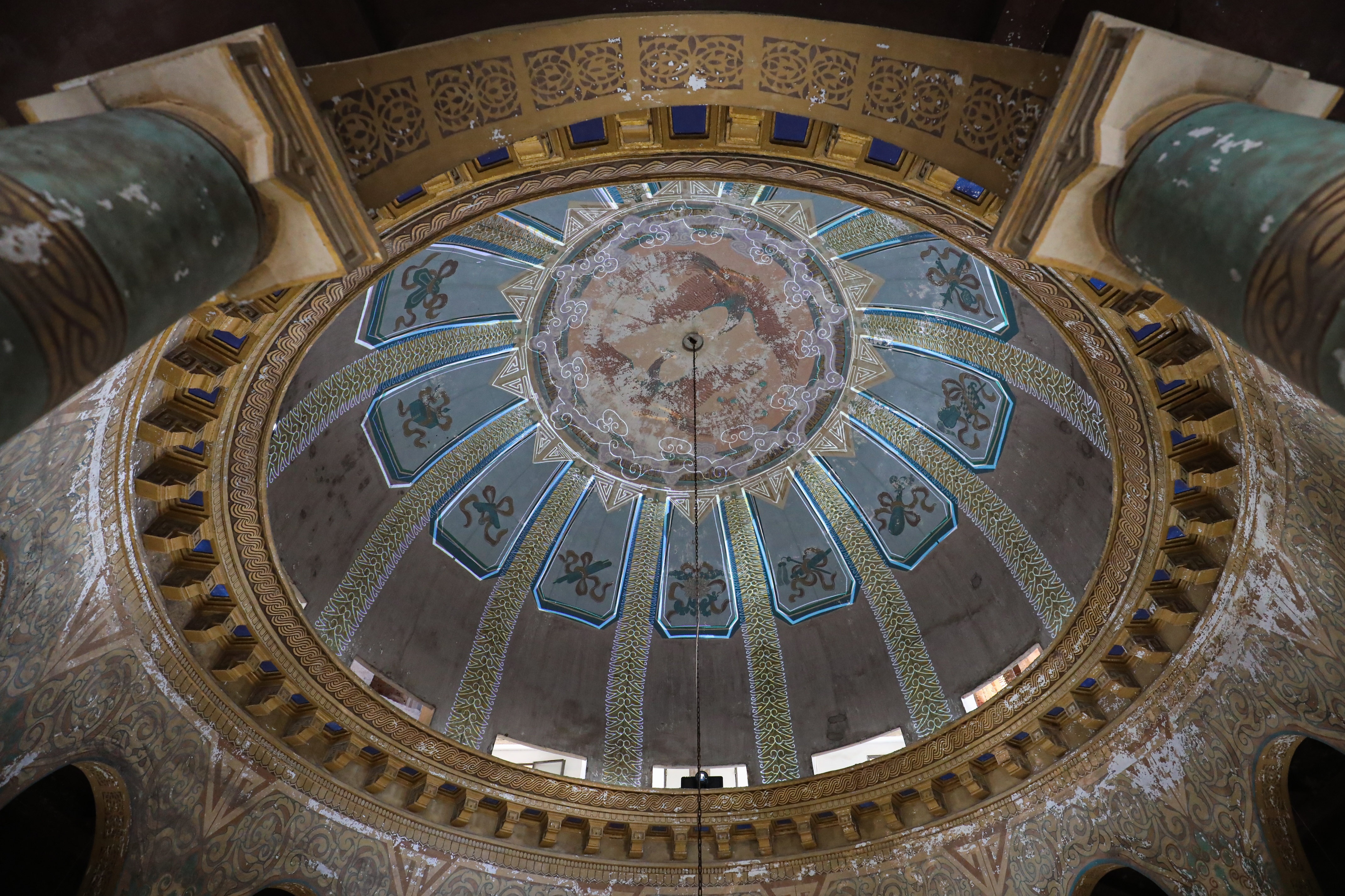 Toan canh tour ngam cong trinh lich su dang 'hot' nhat Ha Noi hinh anh