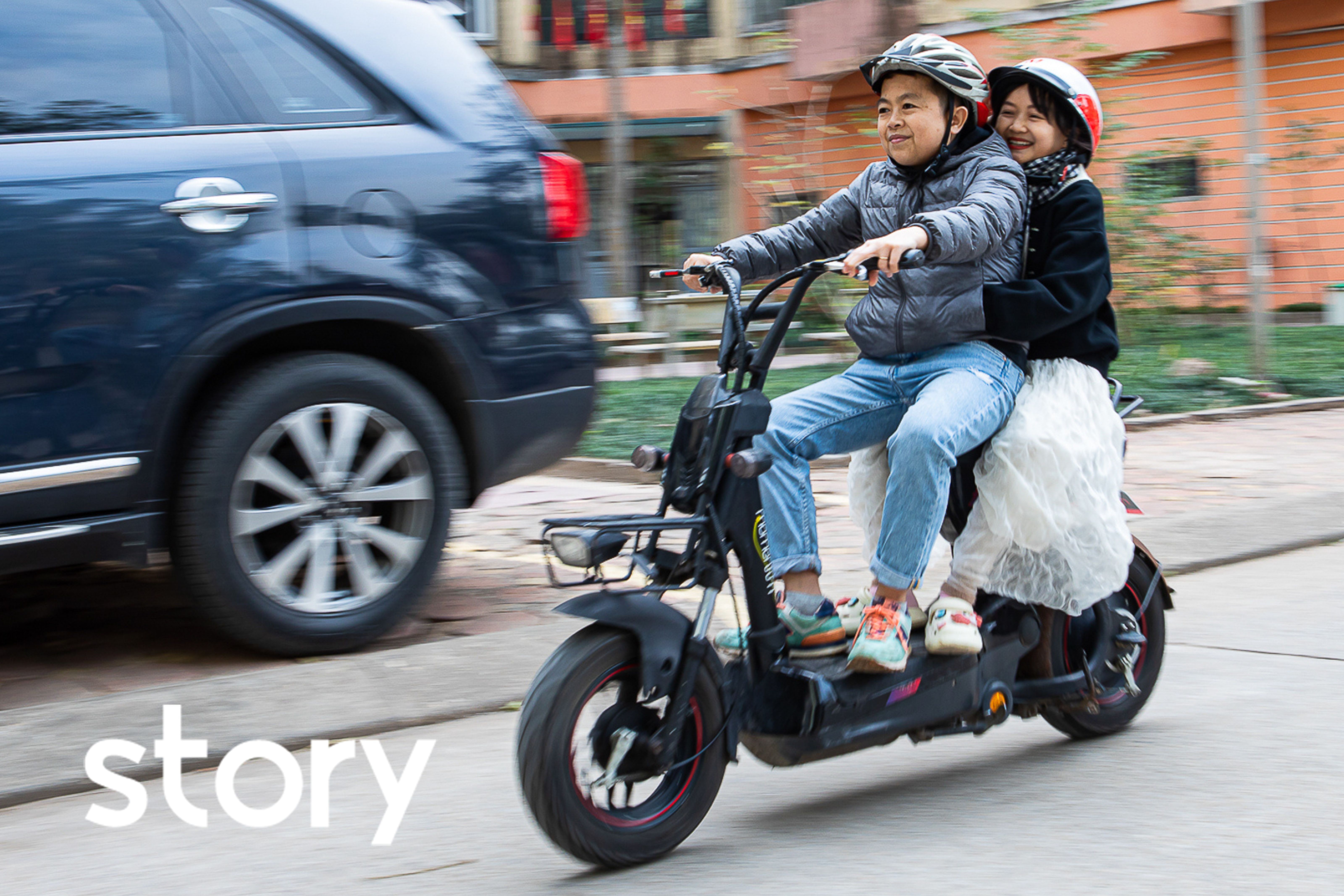 Cap doi ti hon chong 1,35 m, vo 1,30 m khong 'trai ngot' van hanh phuc hinh anh