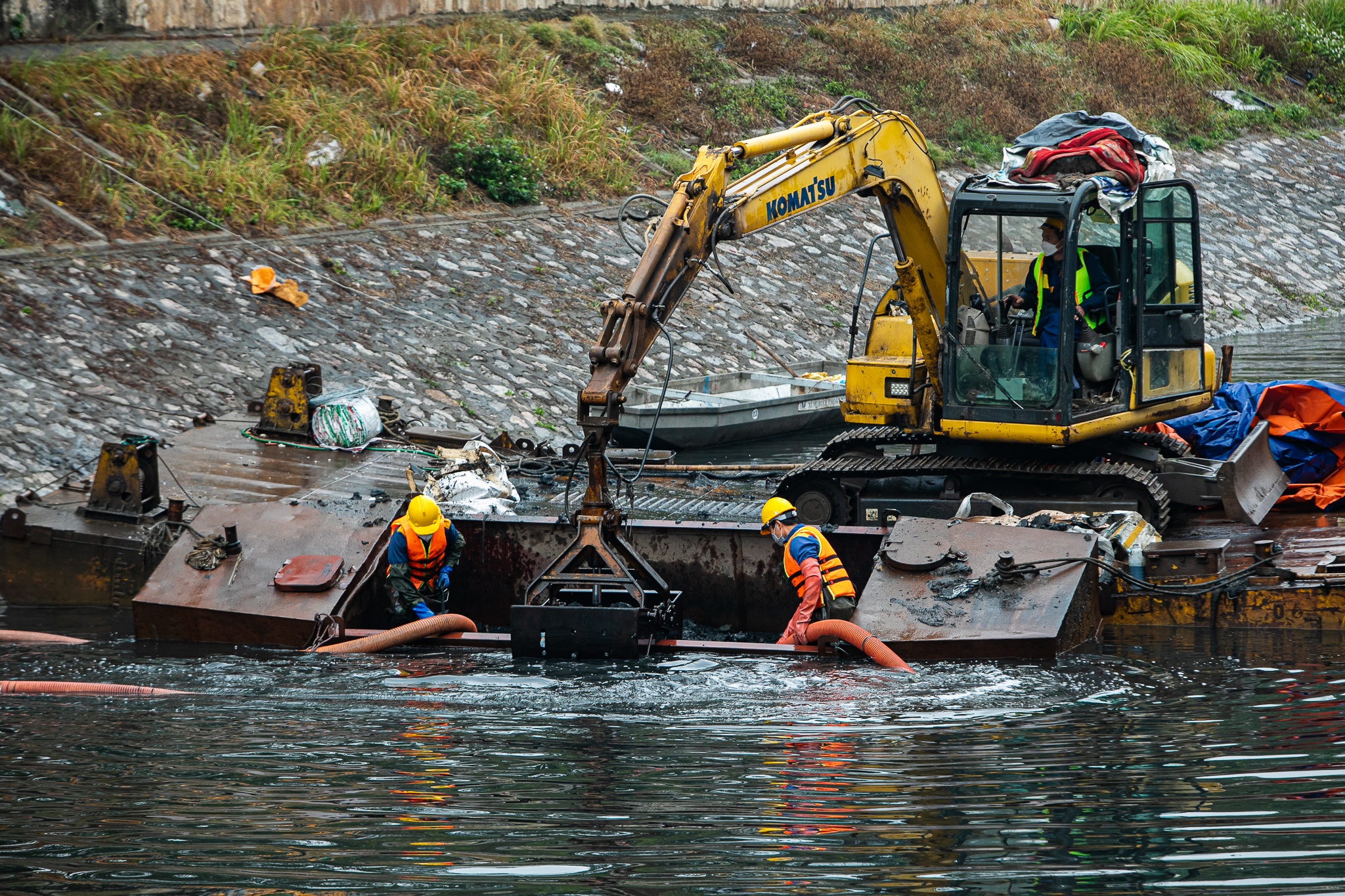 ve sinh song to lich anh 8