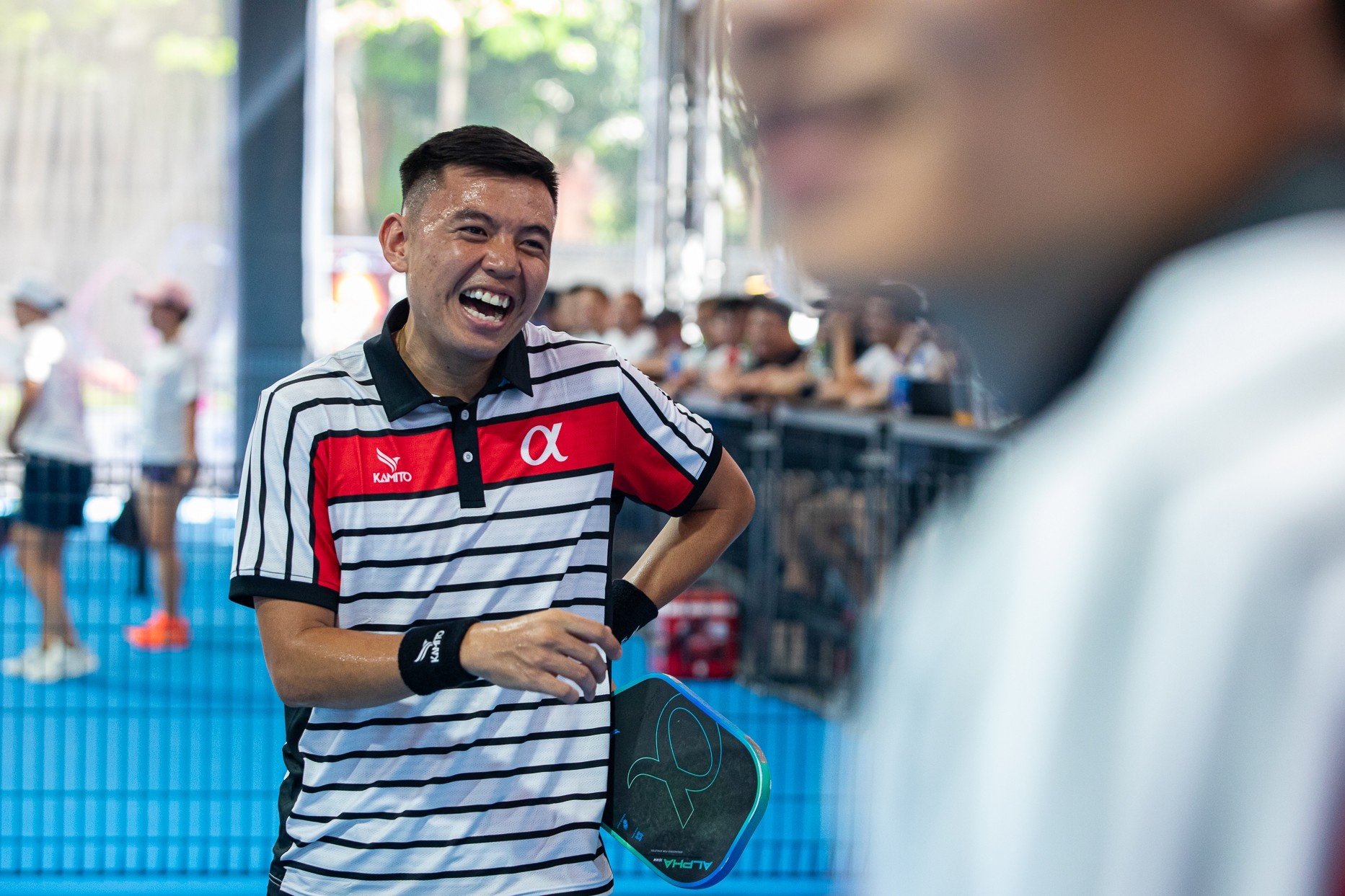 Ly Hoang Nam cham tran voi tay vot pickleball hang dau the gioi hinh anh